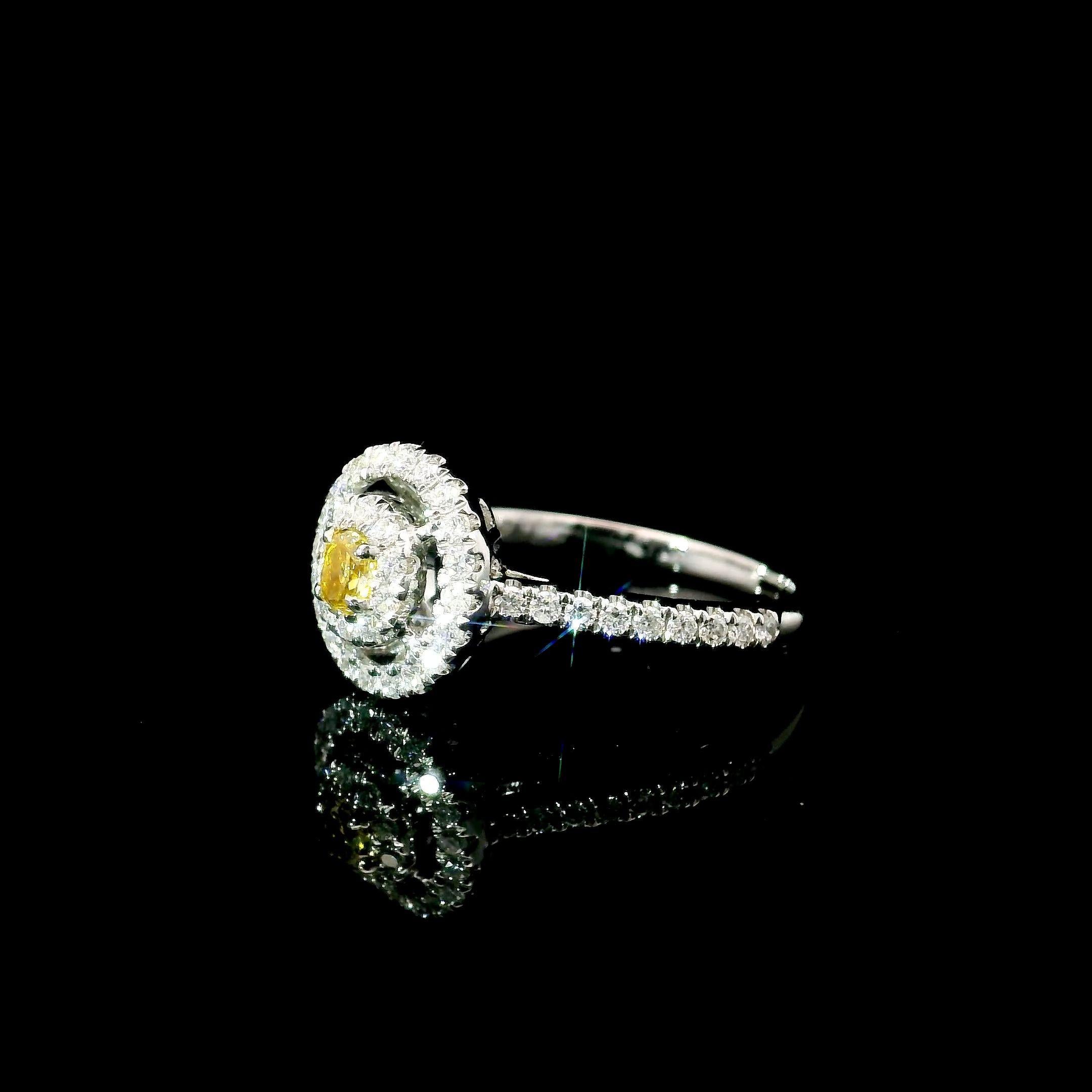 AGL Certified 0.098 Carat Fancy Yellow VS Clarity Diamond Ring For Sale 2