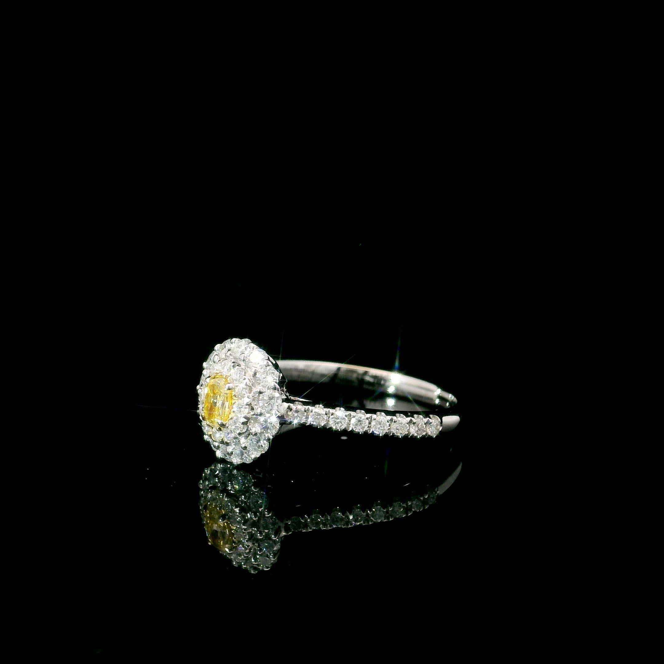 AGL Certified 0.11 Carat Fancy Yellow VS Clarity Diamond Ring For Sale 2