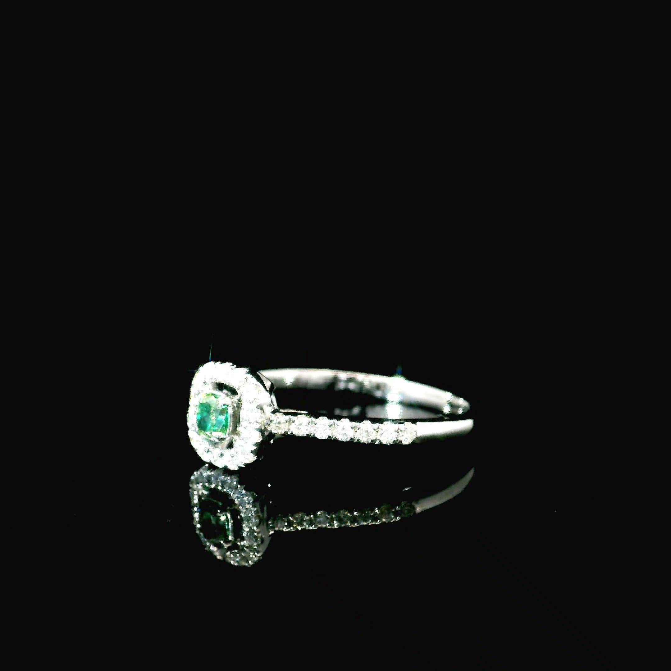 AGL Certified 0.112 Carat Fancy Intense Green VS Clarity Diamond Ring In New Condition For Sale In บางรัก, TH