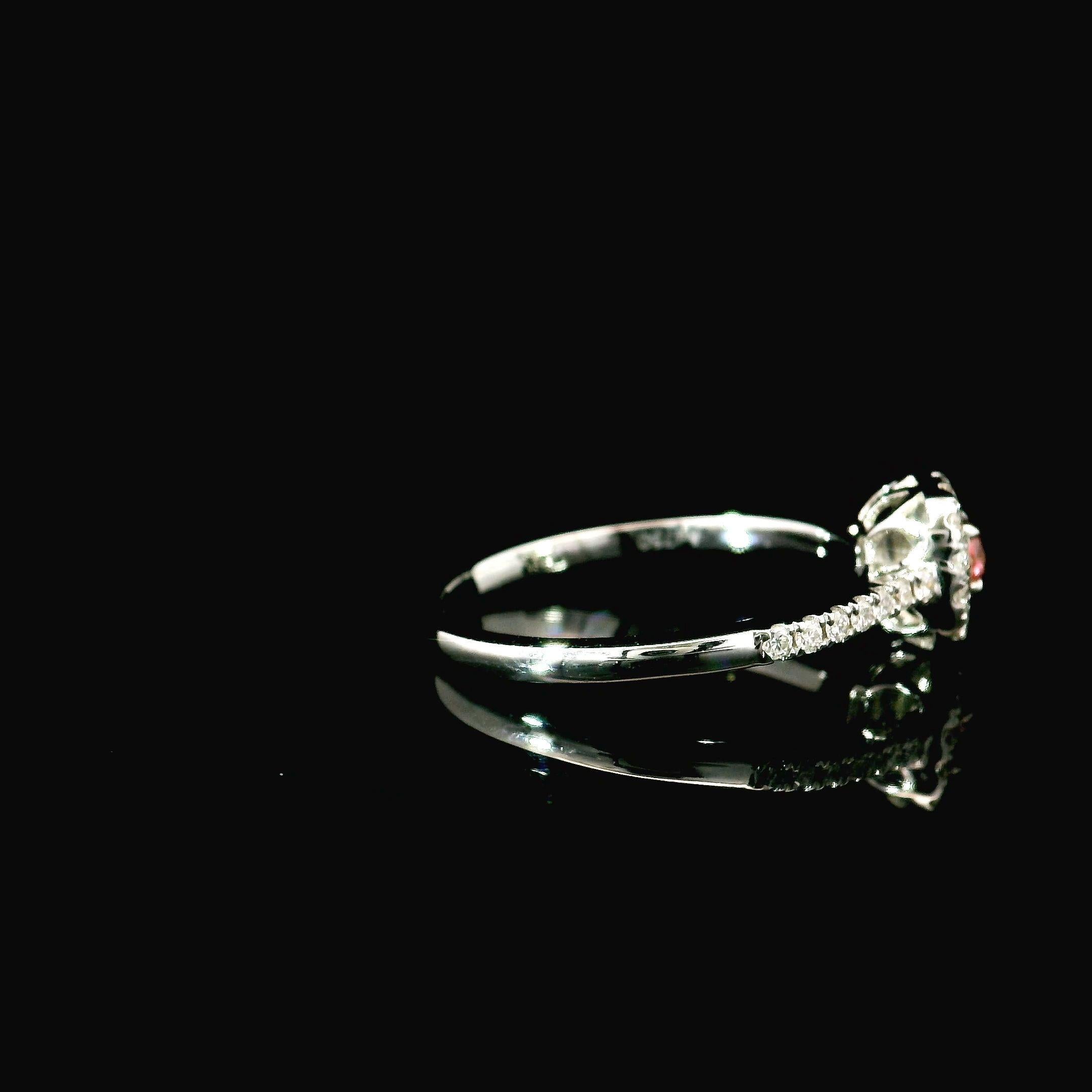 AGL Certified 0.127 Carat Fancy Intense Pink VS Clarity Diamond Ring For Sale 2