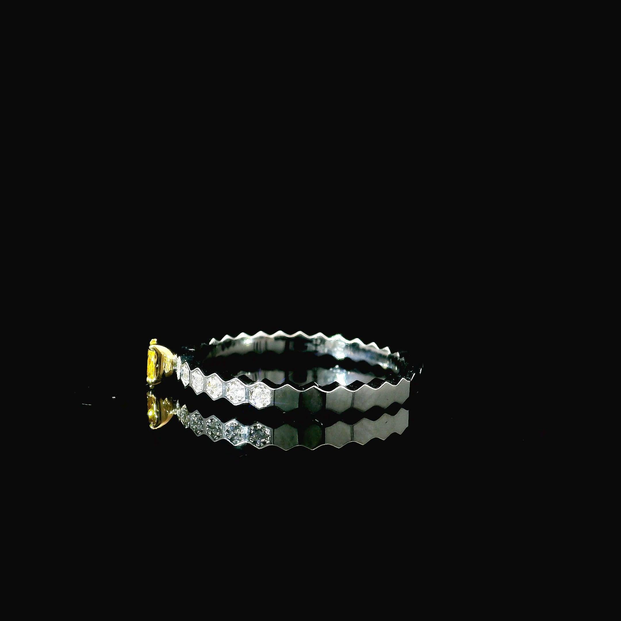 AGL Certified 0.13 Carat Fancy Vivid Yellow VS Clarity Diamond Ring For Sale 1