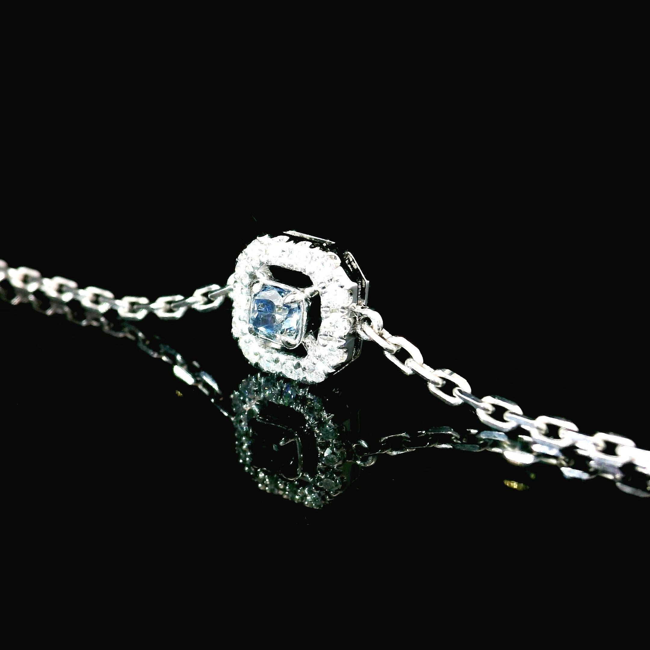 Taille coussin Bracelet en diamant certifié AGL 0,137 carat Fancy Blue SI Clarity en vente