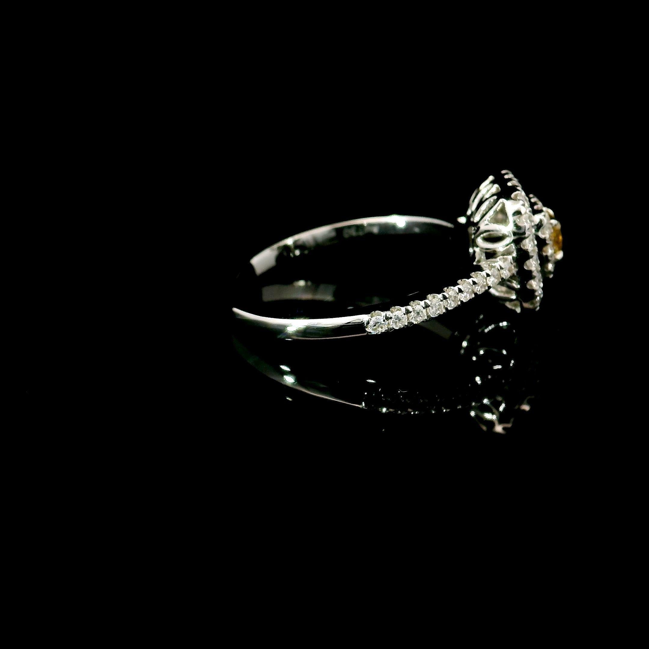 AGL Certified 0.141 Carat Fancy Yellow VS Clarity Diamond Ring In New Condition For Sale In บางรัก, TH