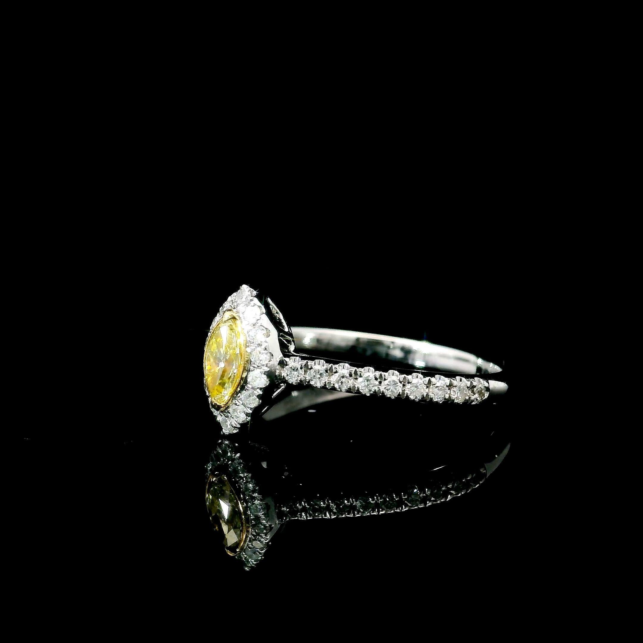 AGL Certified 0.168 Carat Fancy Yellow SI Clarity Diamond Ring In New Condition For Sale In บางรัก, TH