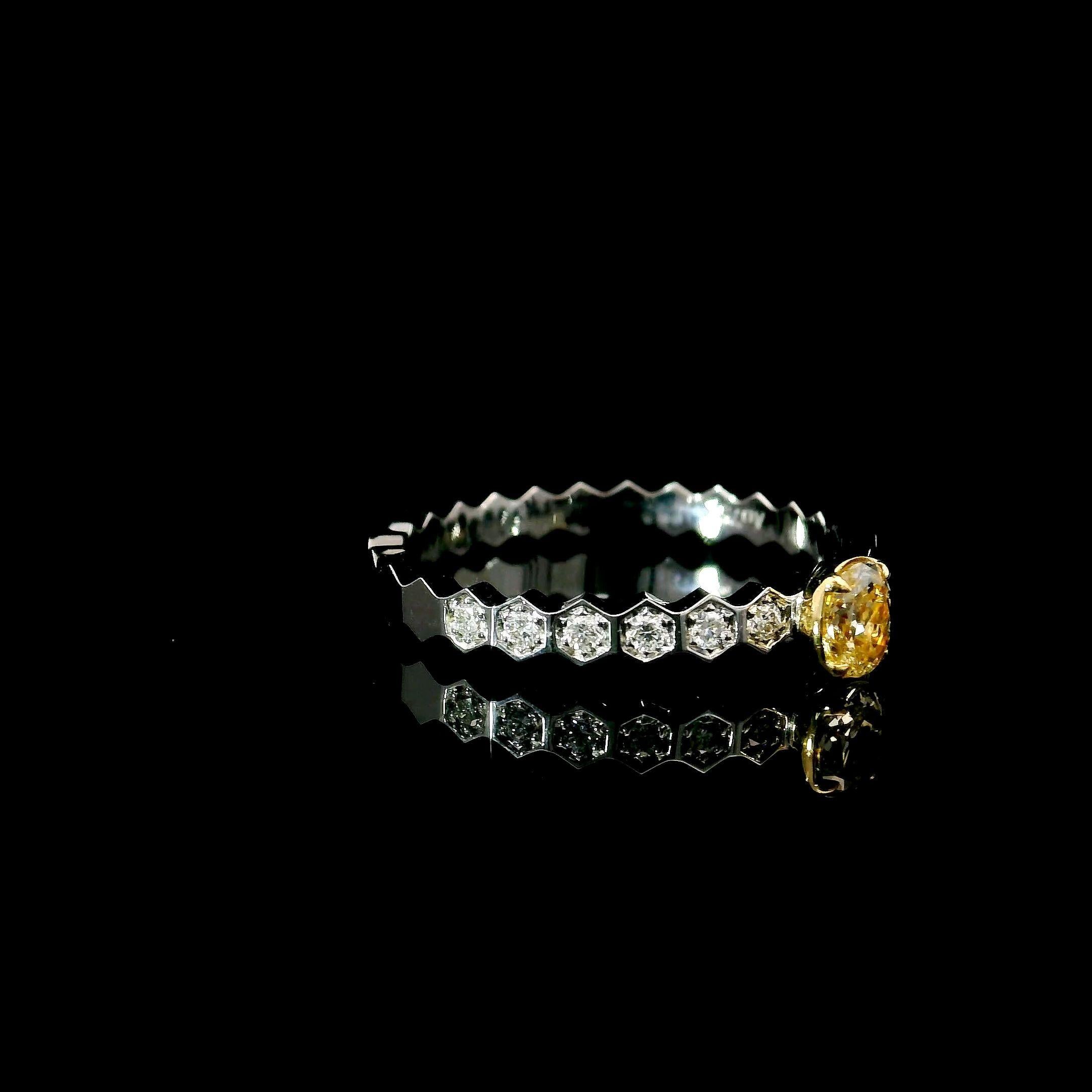 AGL Certified 0.185 Carat Fancy Yellow VS Clarity Diamond Ring In New Condition In บางรัก, TH