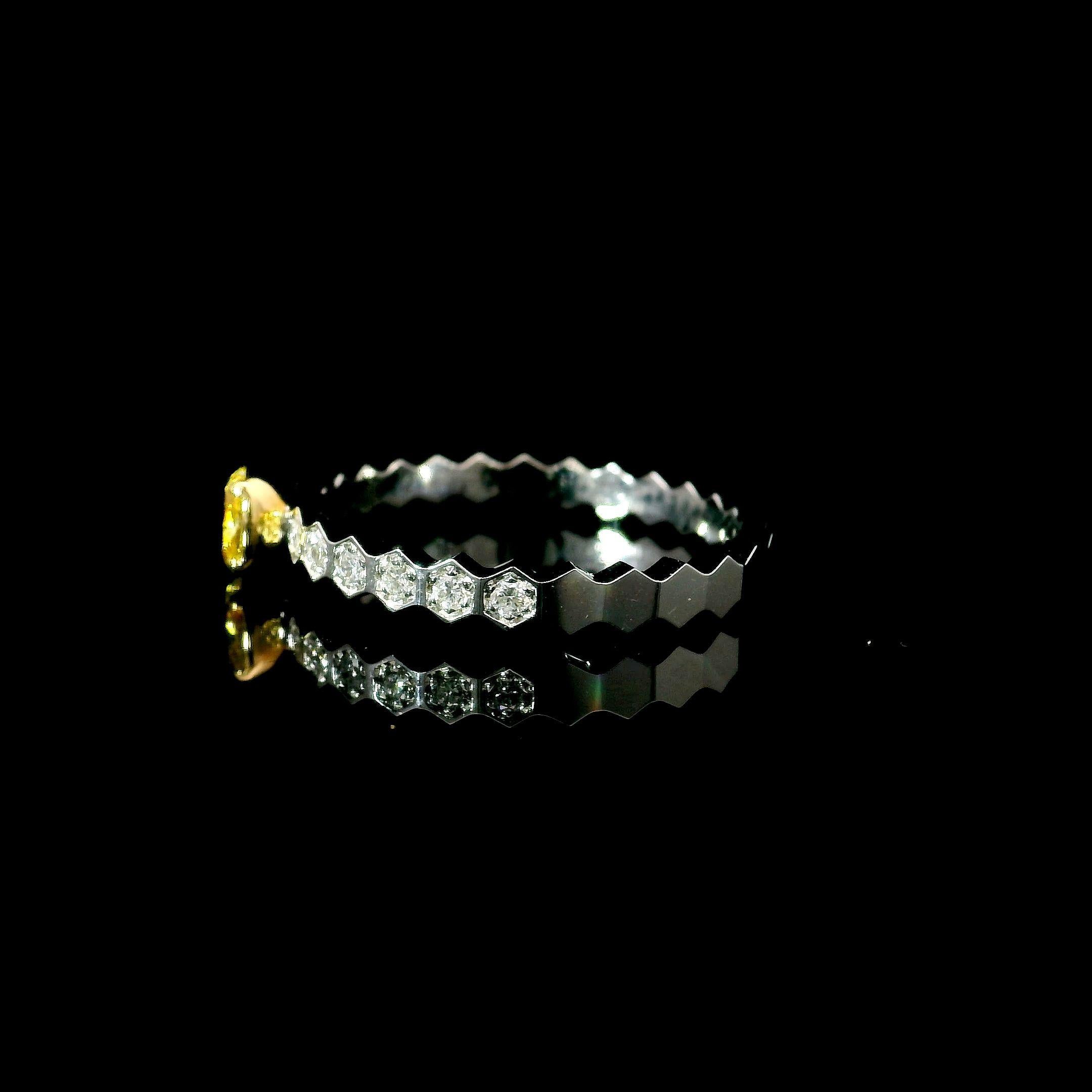 AGL Certified 0.185 Carat Fancy Yellow VS Clarity Diamond Ring 1