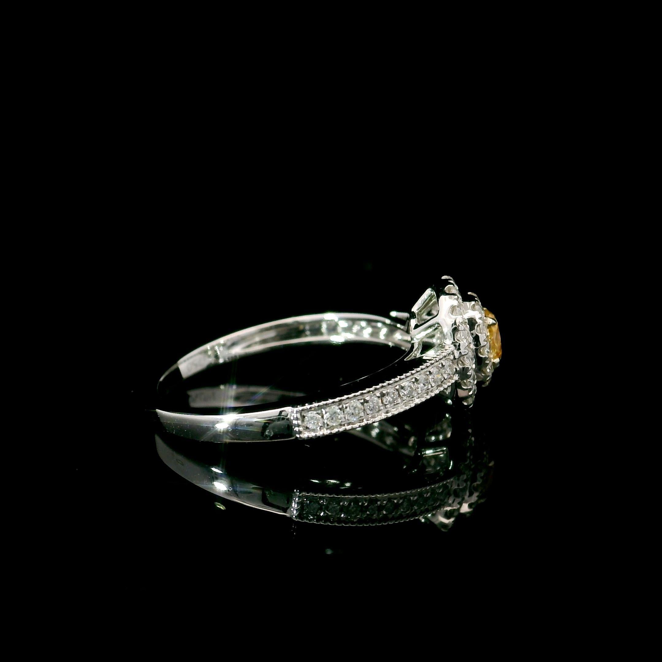 AGL Certified 0.186 Carat Fancy Intense Yellow VS Clarity Diamond Ring In New Condition For Sale In บางรัก, TH