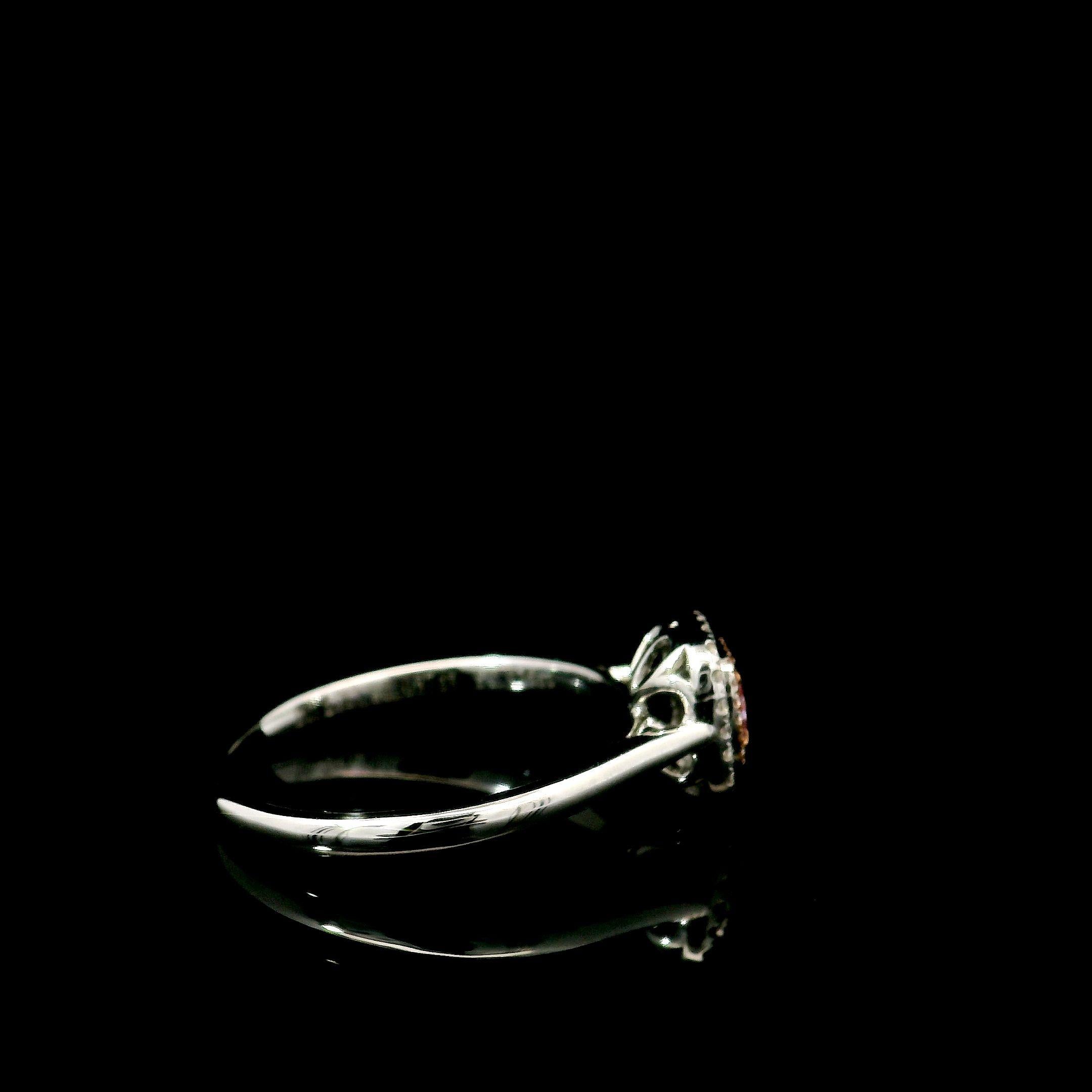 AGL Certified 0.19 Carat Fancy Pink VS Clarity Diamond Ring For Sale 2