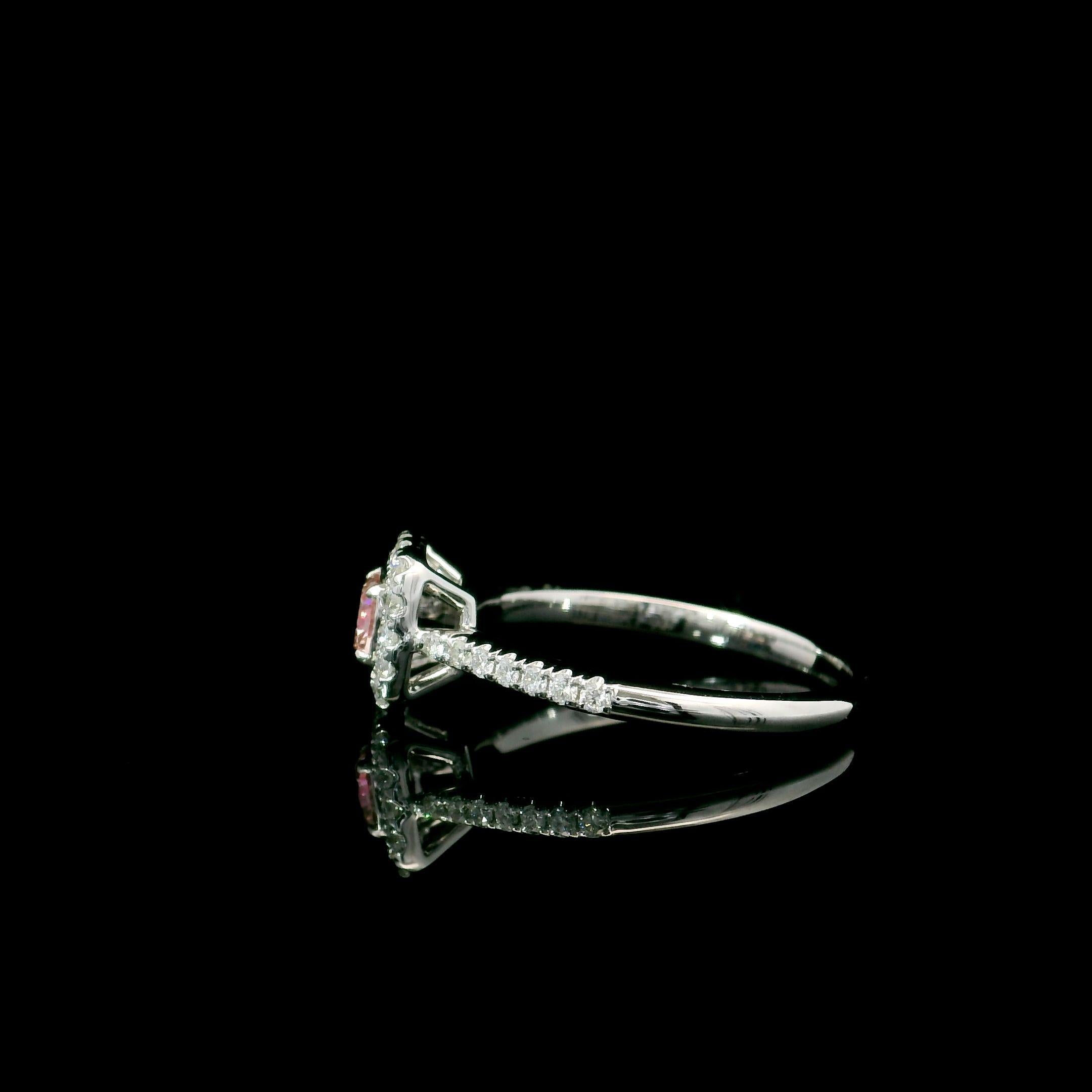 Anello con diamante certificato AGL da 0,229 carati Fancy Intense Pink con purezza VVS1 in vendita 1