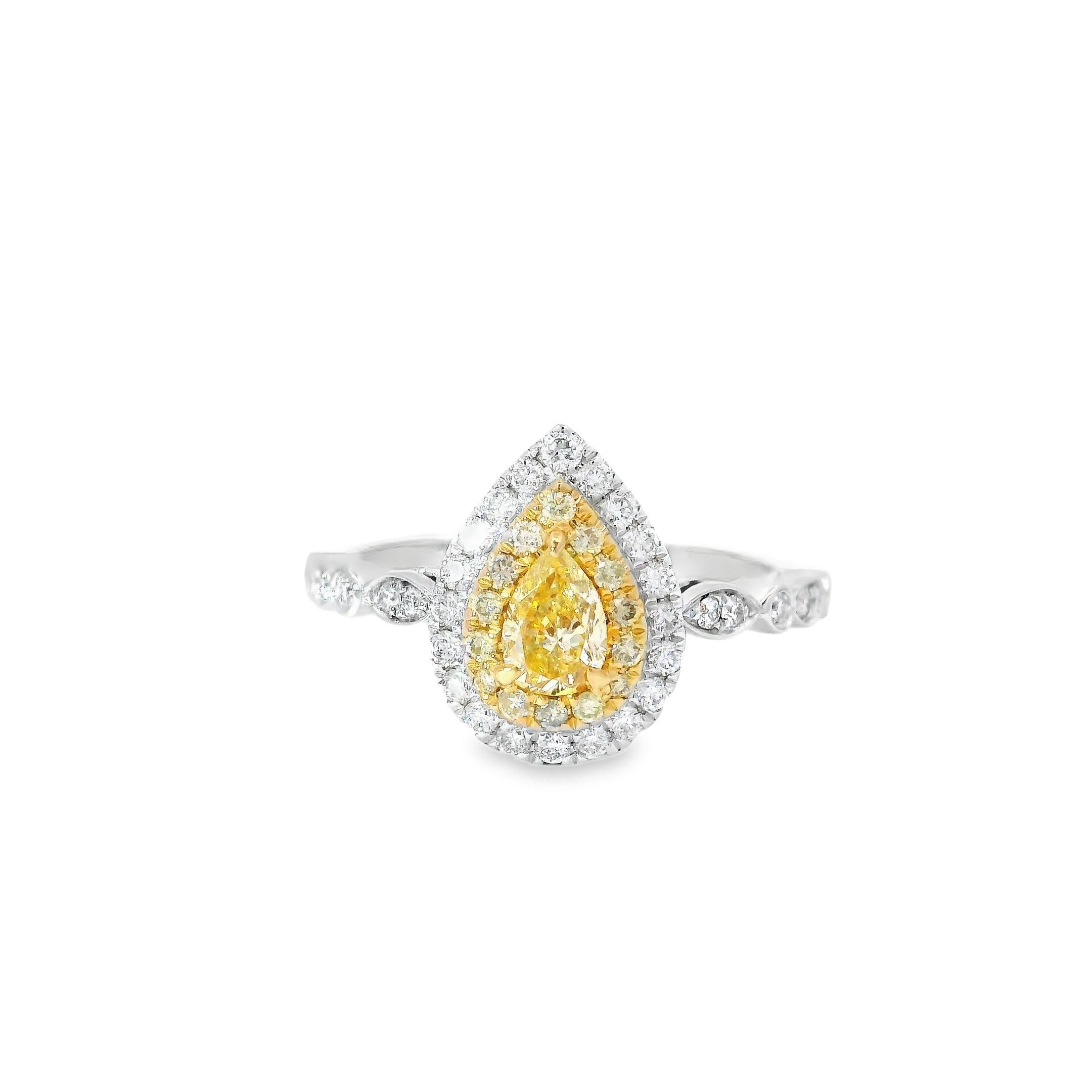 AGL Certified 0.233 Carat Fancy Intense Yellow VS Clarity Diamond Ring For Sale 1