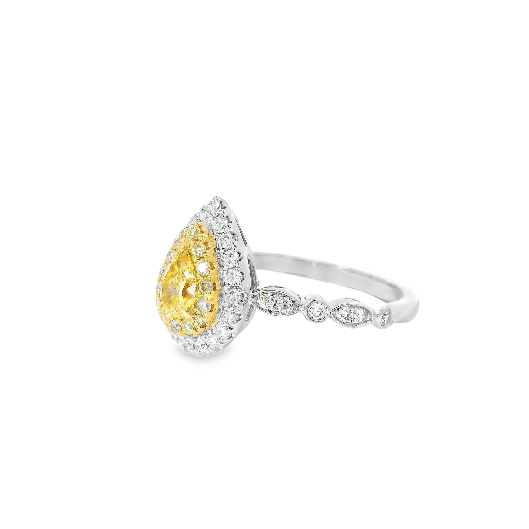 AGL Certified 0.233 Carat Fancy Intense Yellow VS Clarity Diamond Ring For Sale 2
