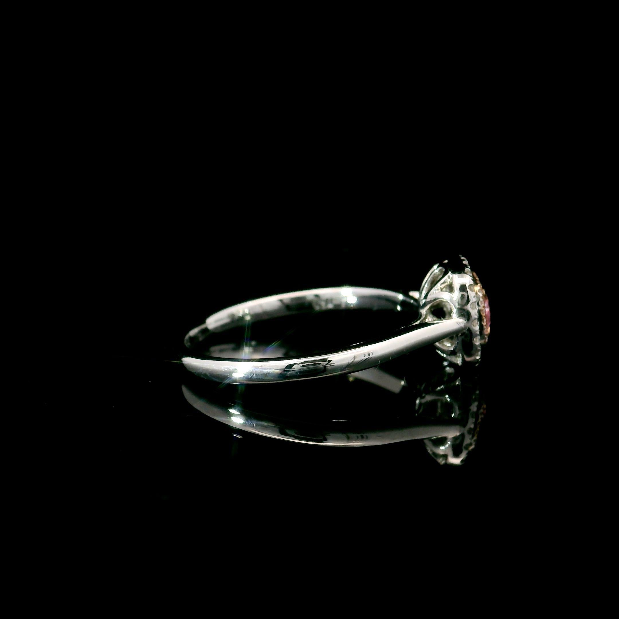 AGL Certified 0.25 Carat Fancy Pink VS Clarity Diamond Ring For Sale 2
