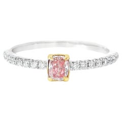 Anello con diamante certificato AGL da 0.25 carati Fancy Pink VS Clarity