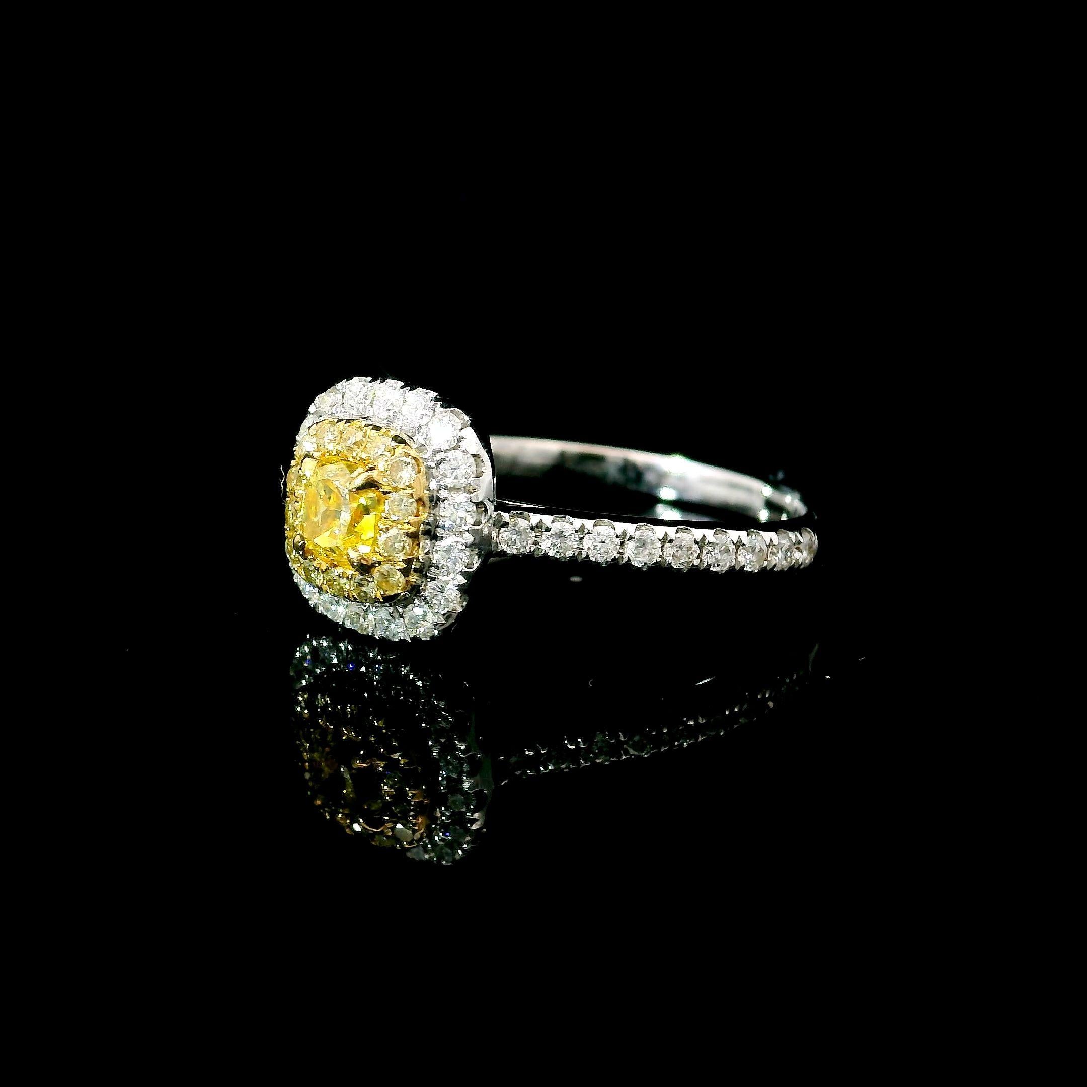 AGL Certified 0.269 Carat Fancy Yellow SI Clarity Diamond Ring In New Condition For Sale In บางรัก, TH