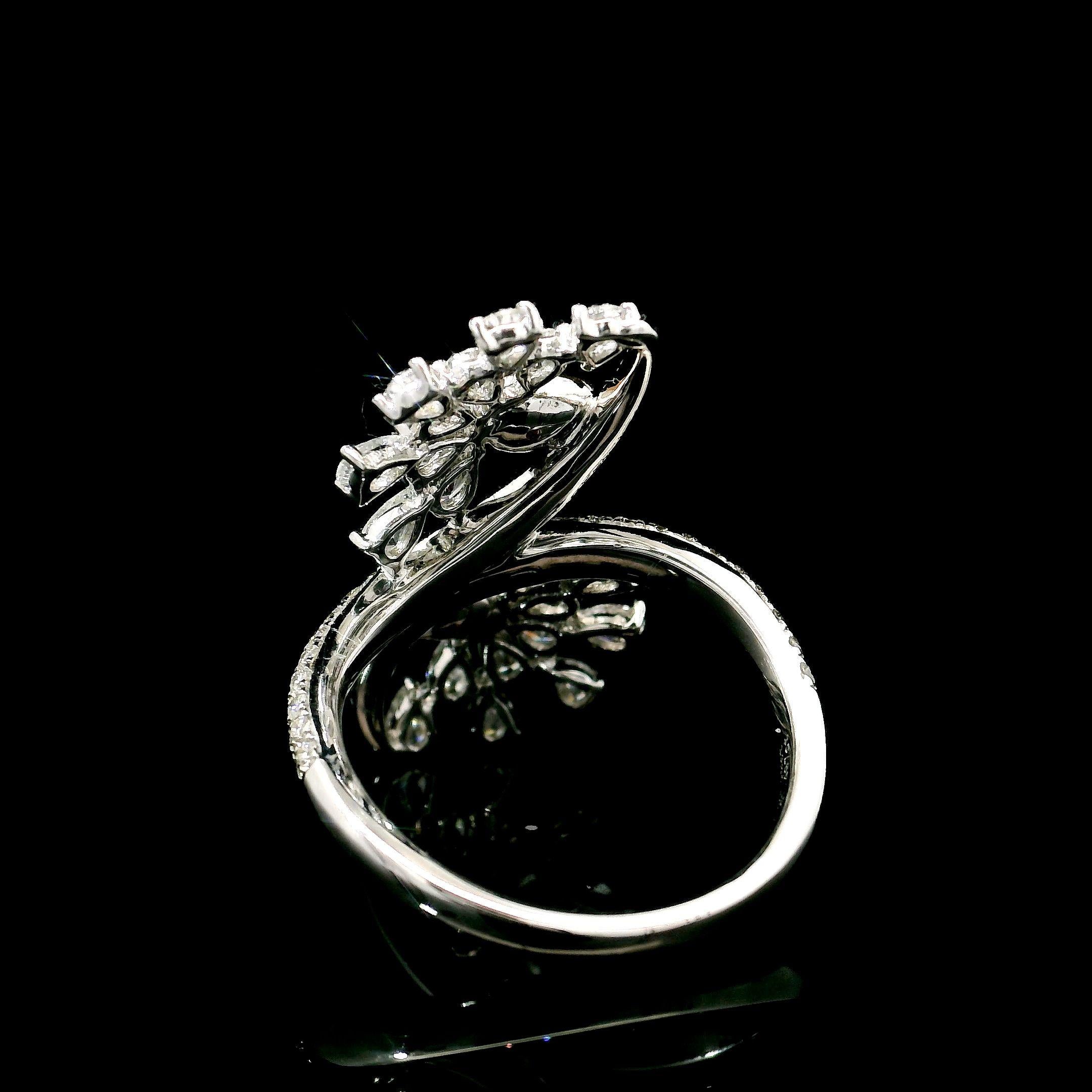 Women's or Men's AGL Certified 0.29 Carat Fancy Pink VS Clarity Diamond Ring For Sale