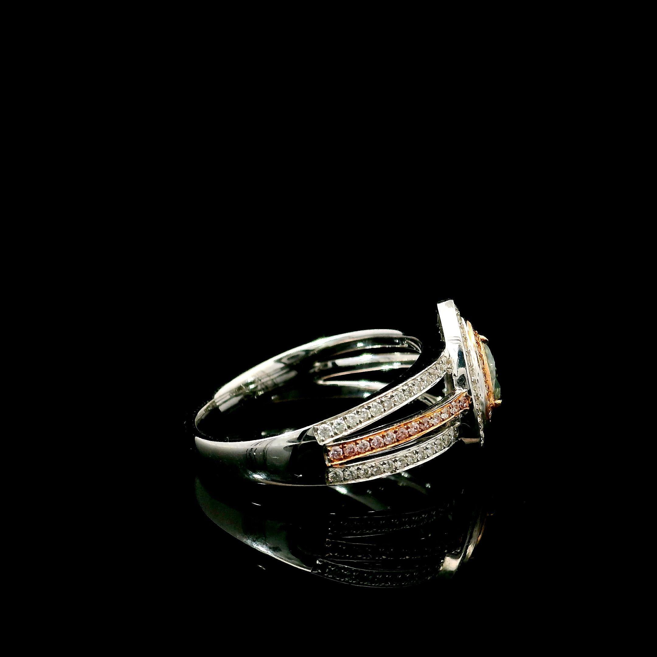 Anello con diamante certificato AGL da 0.30 carati, di colore verde e di chiarezza VS in vendita 2