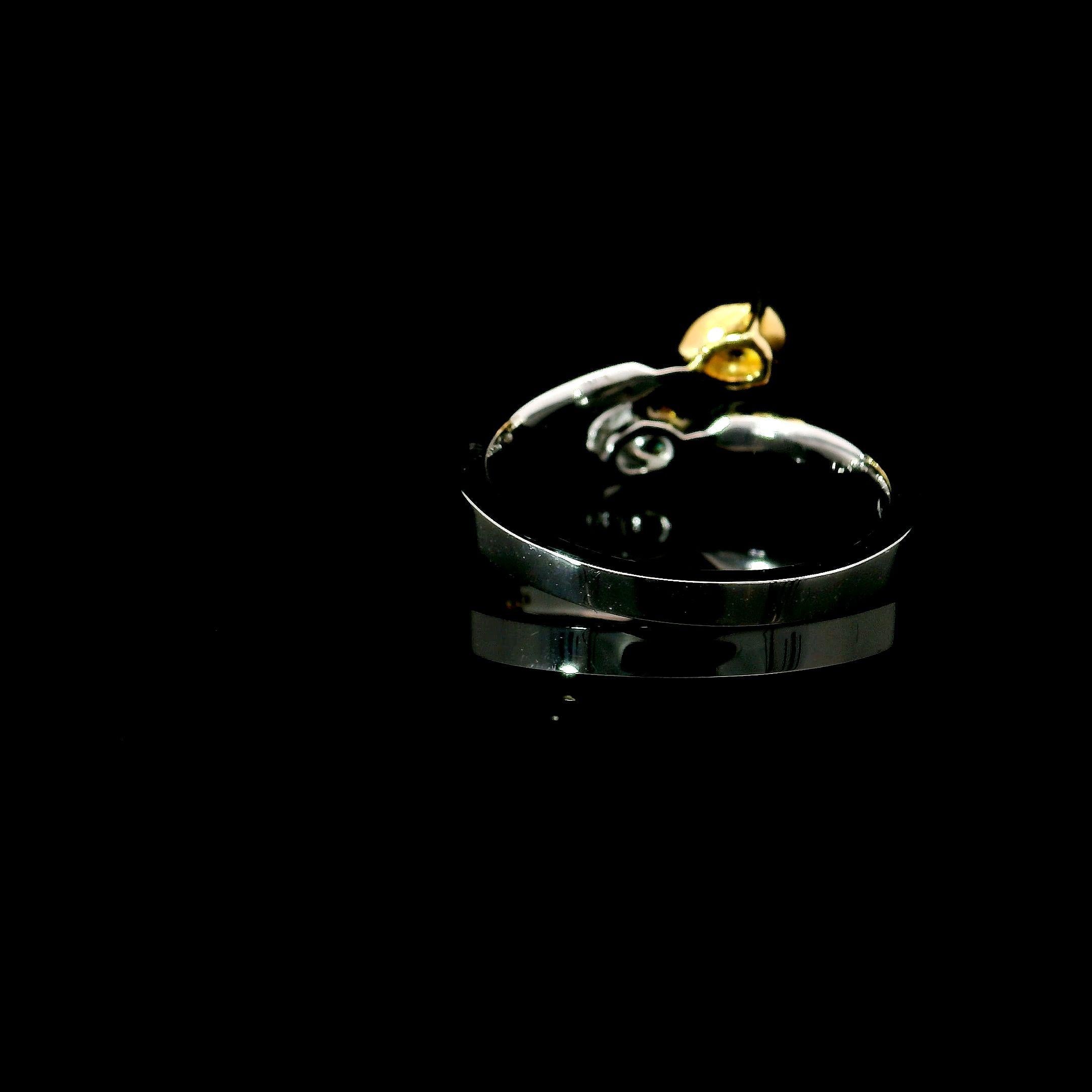 Women's or Men's AGL Certified 0.324 / 0.226 Carat Fancy Intense Yellow VS Clarity Diamond Ring For Sale