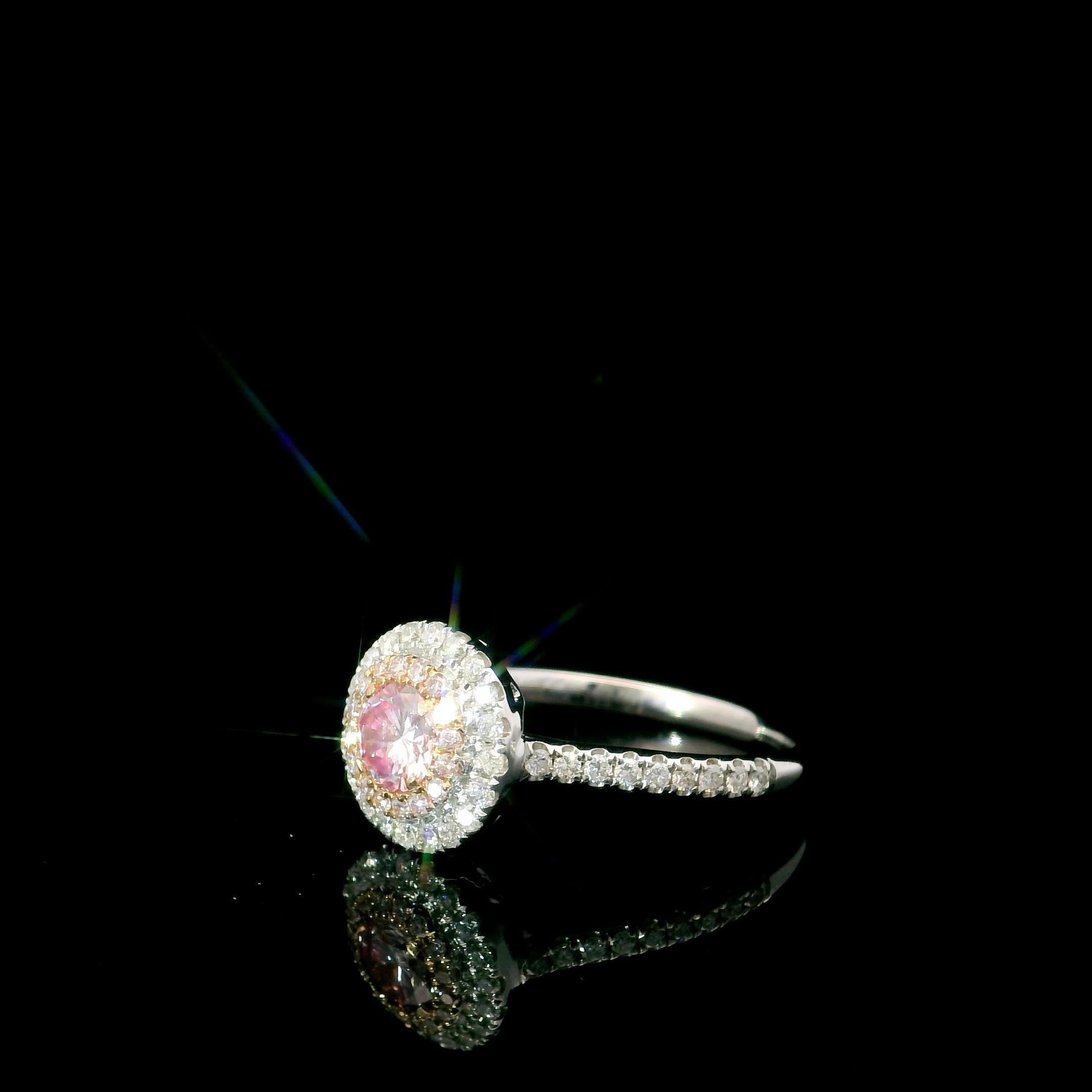 18kt white gold ring with diamonds
  
  Gold colour & karat: White gold 18kt
  Weight: 3.540 grams
  
  Set with-
  Stone type: Diamonds
  Shape: Round
  Carat: 0.353
  Colour: Fancy Light Yellow
  Clarity: VS
  
  Surrounding Stones: Diamonds
 1)