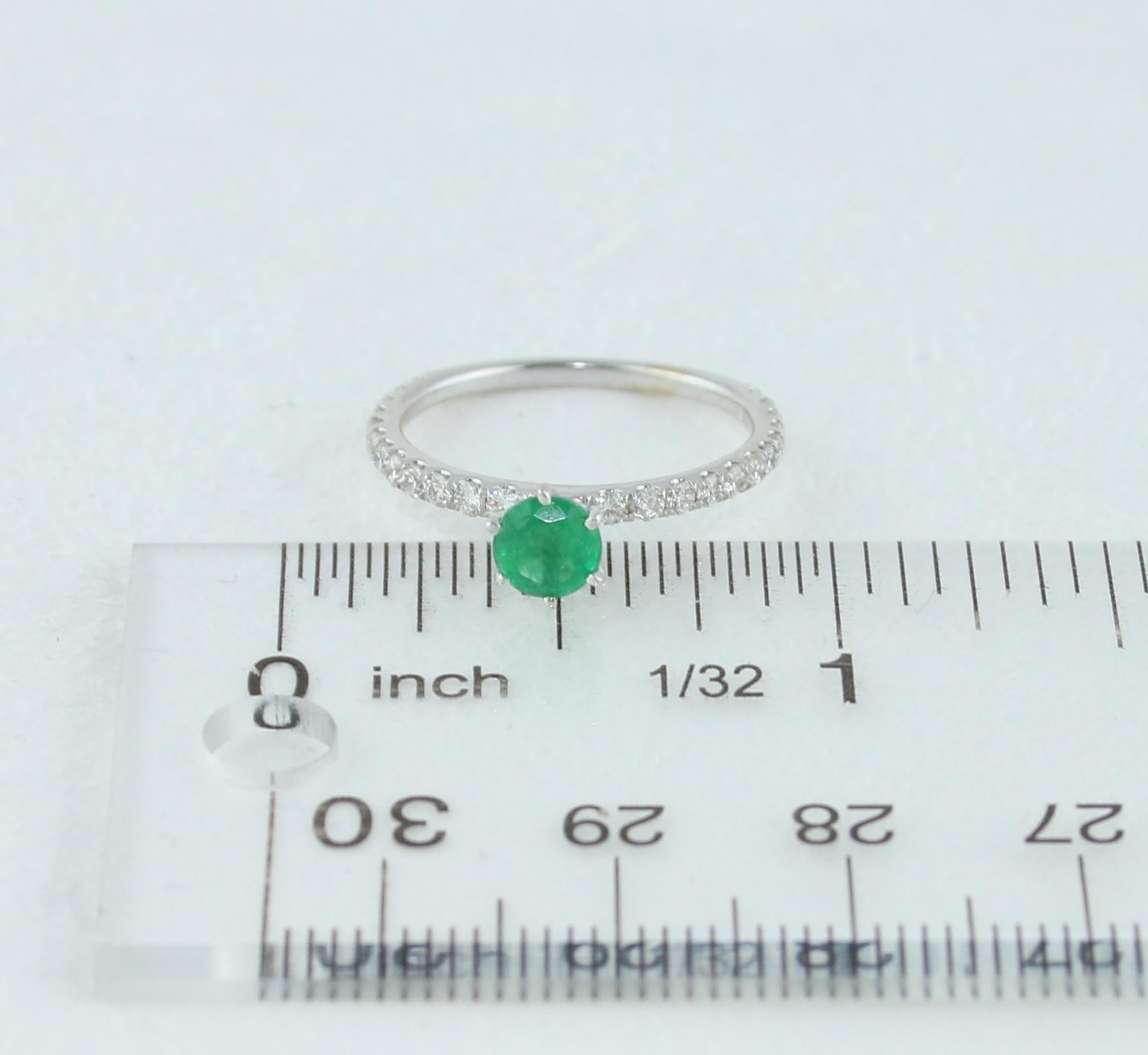 AGL Certified 0.46 Carat Emerald Diamond Gold Ring For Sale 3