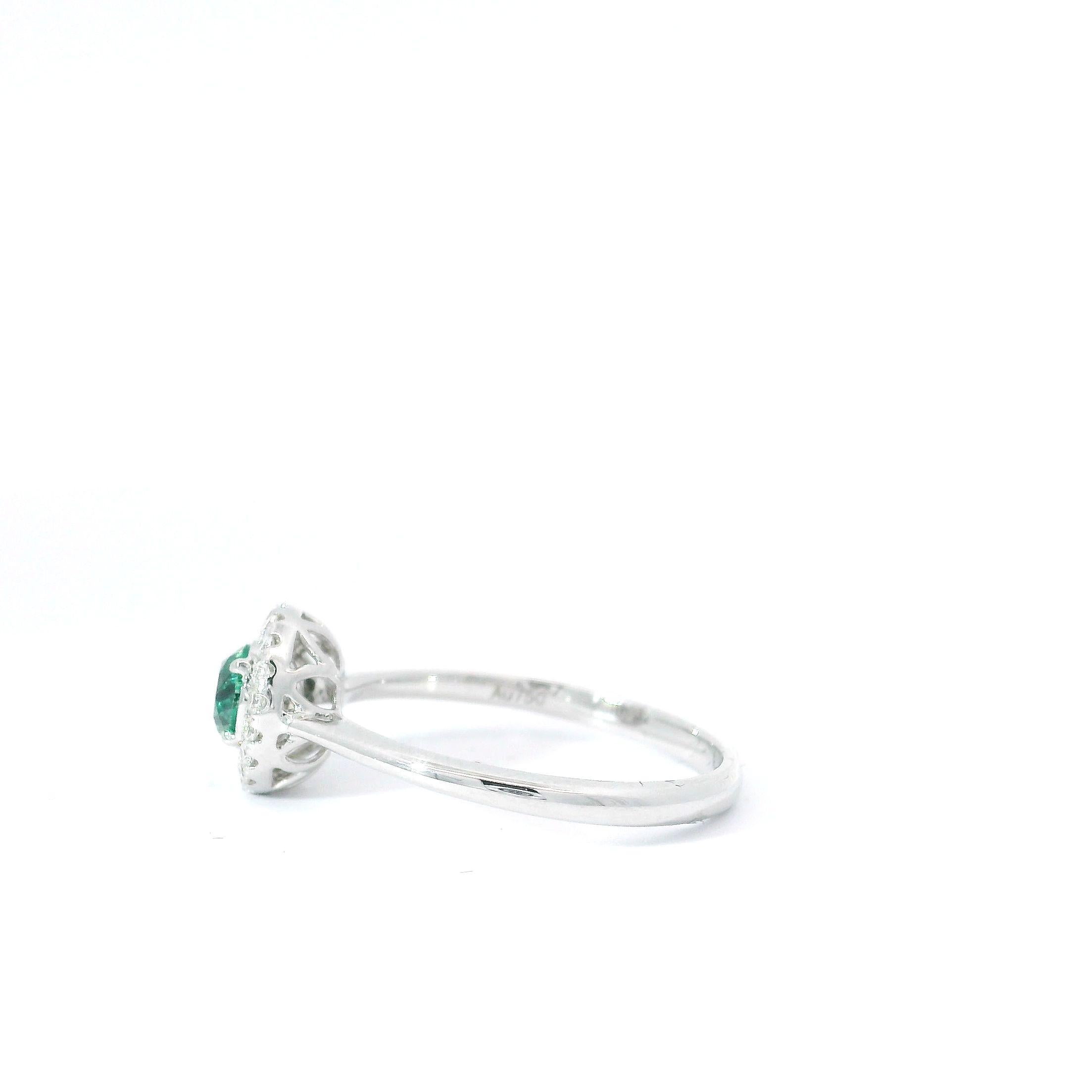 AGL Certified 0.505 Carat Fancy Intense Green VVS Clarity Diamond Ring For Sale 1
