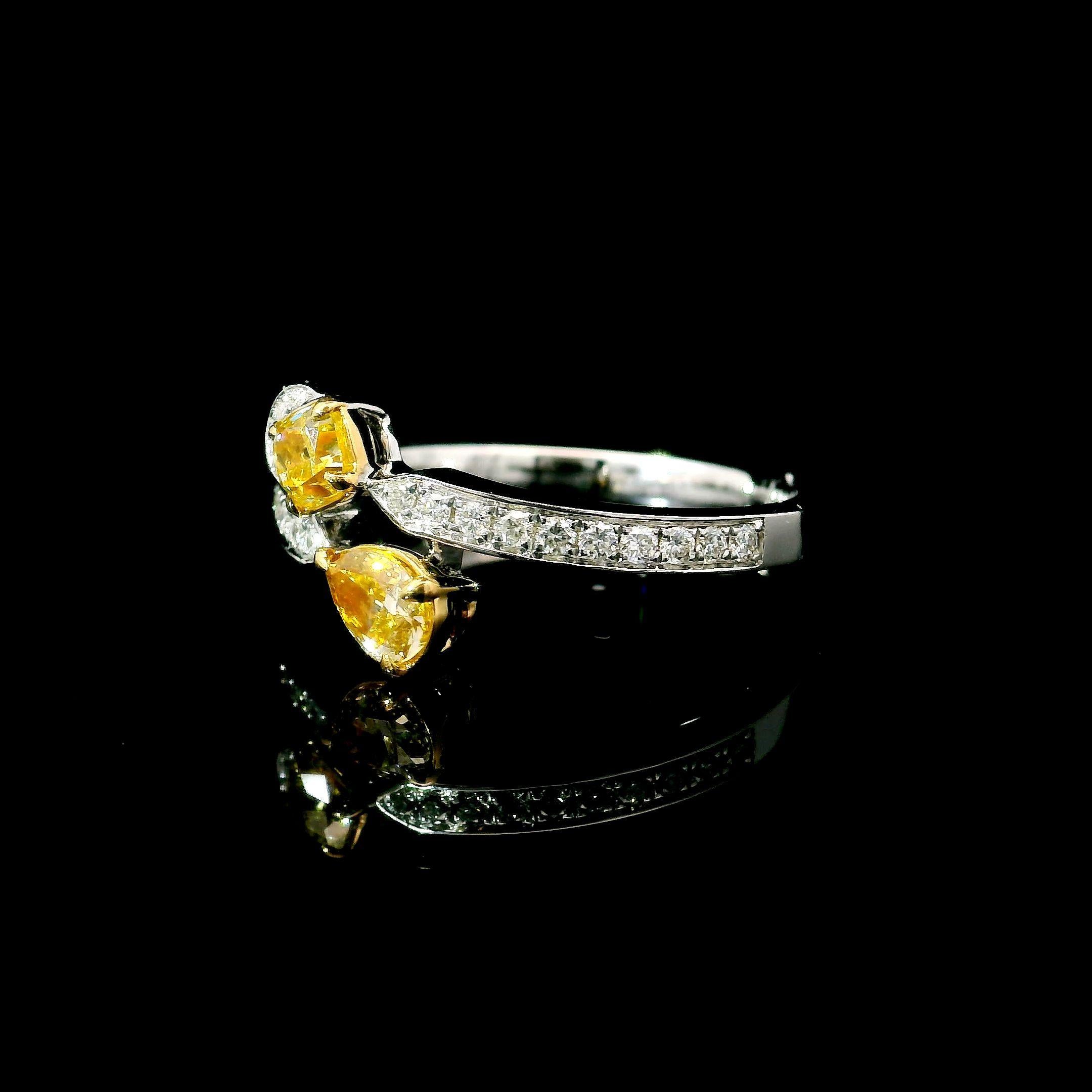Anello con diamante certificato AGL da 0.508 carati, di colore giallo intenso e purezza VS In condizioni Nuovo in vendita a บางรัก, TH
