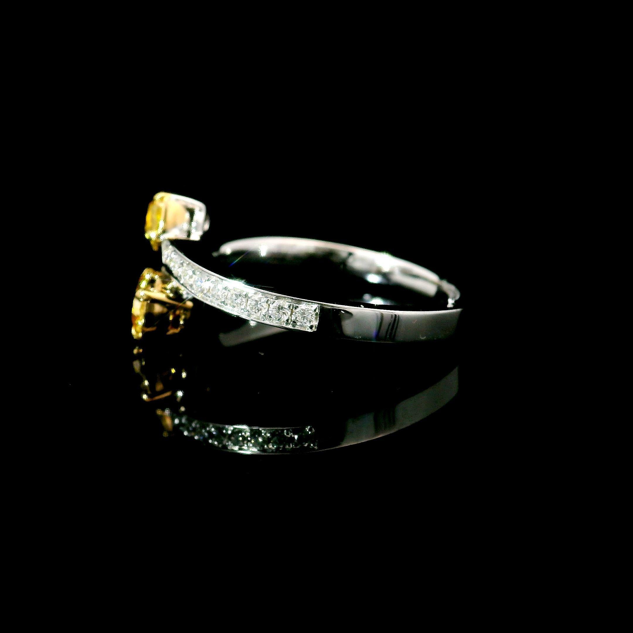Anello con diamante certificato AGL da 0.508 carati, di colore giallo intenso e purezza VS in vendita 1