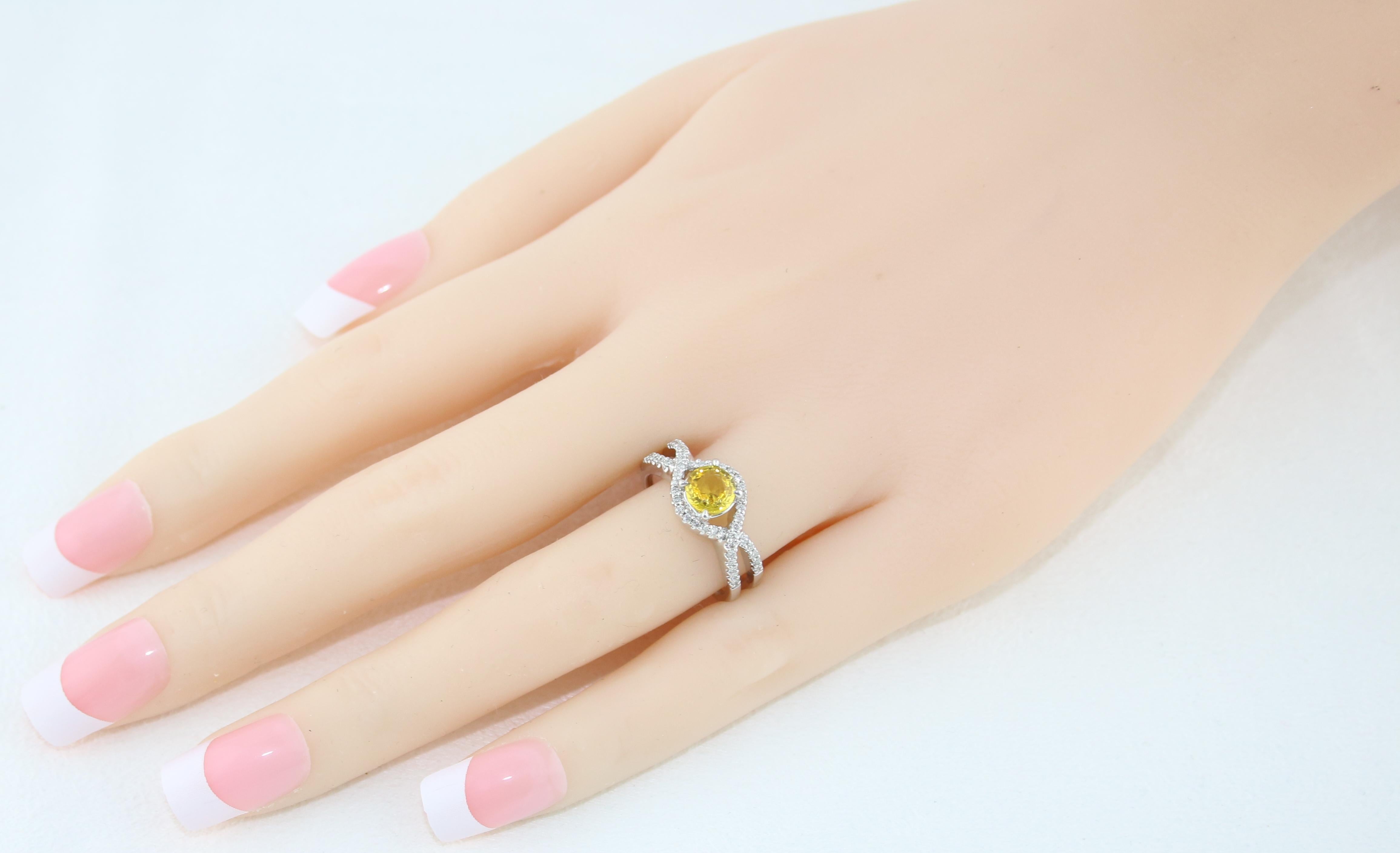 Round Cut AGL Certified 0.77 Carat Round Yellow Sapphire and Diamond Gold Ring For Sale