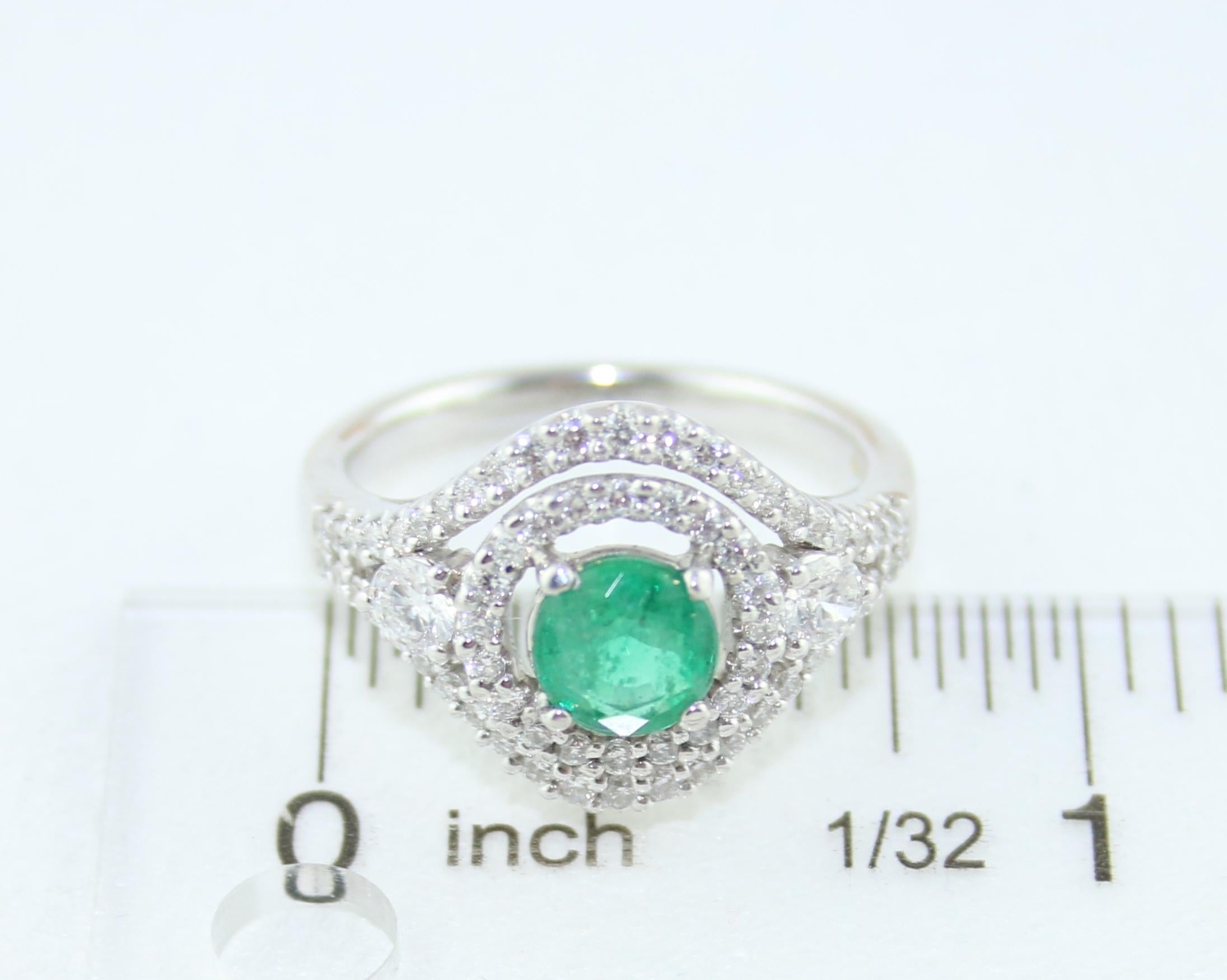 AGL Certified 0.78 Carat Round Emerald Diamond Gold Ring For Sale 4
