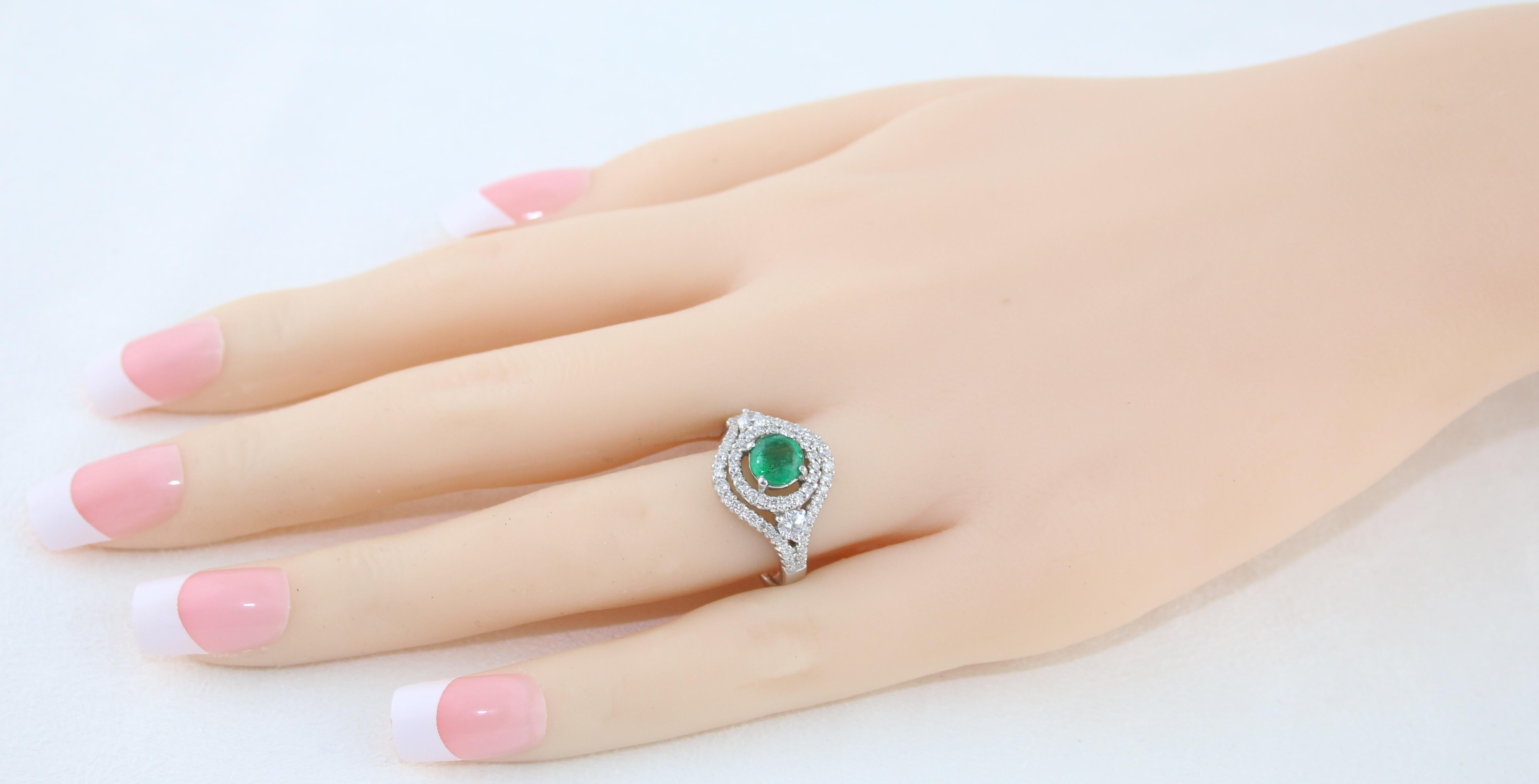 Round Cut AGL Certified 0.78 Carat Round Emerald Diamond Gold Ring For Sale