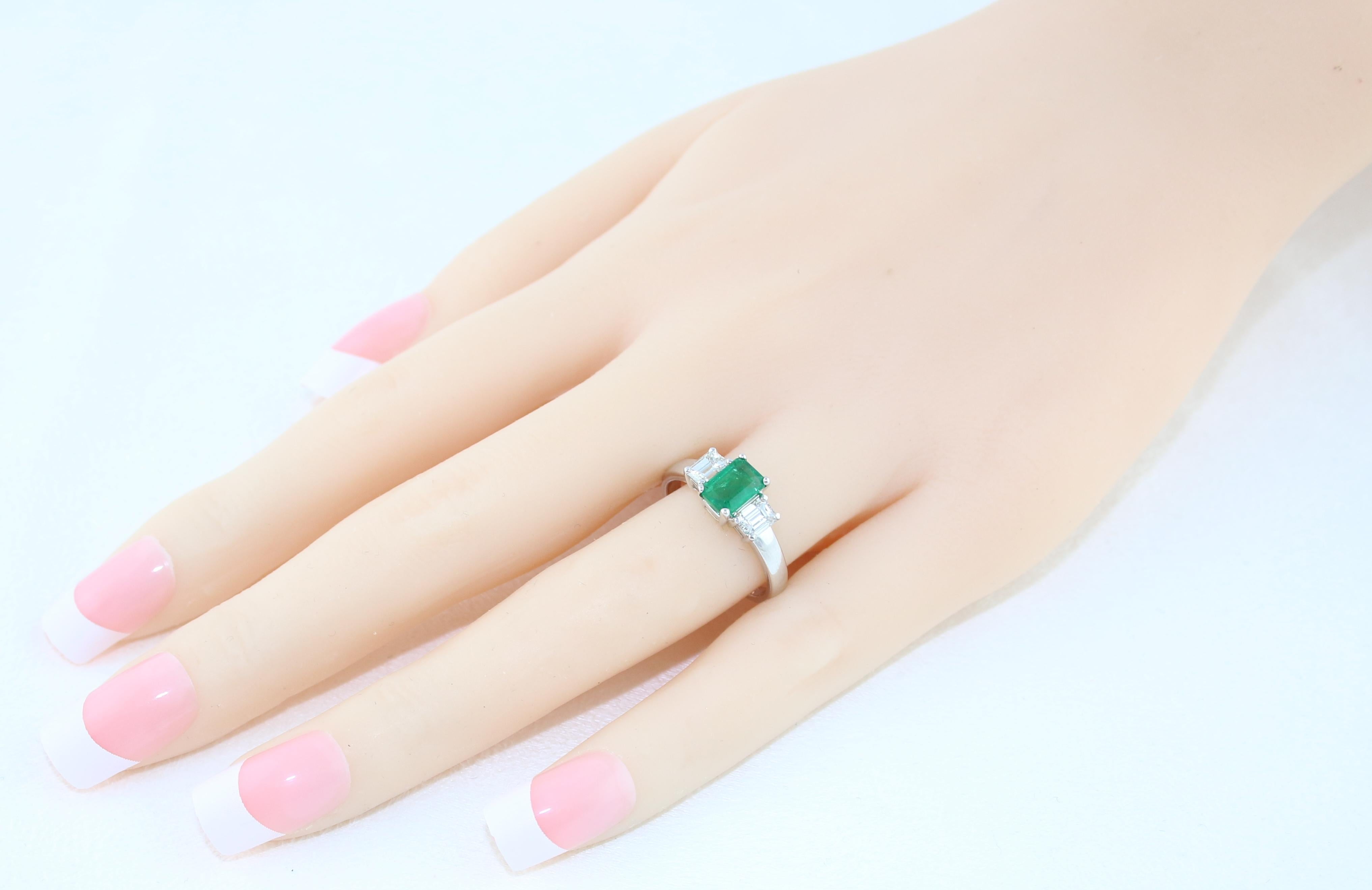 Emerald Cut AGL Certified 0.84 Carat Emerald Three-Stone Diamond Gold Ring For Sale
