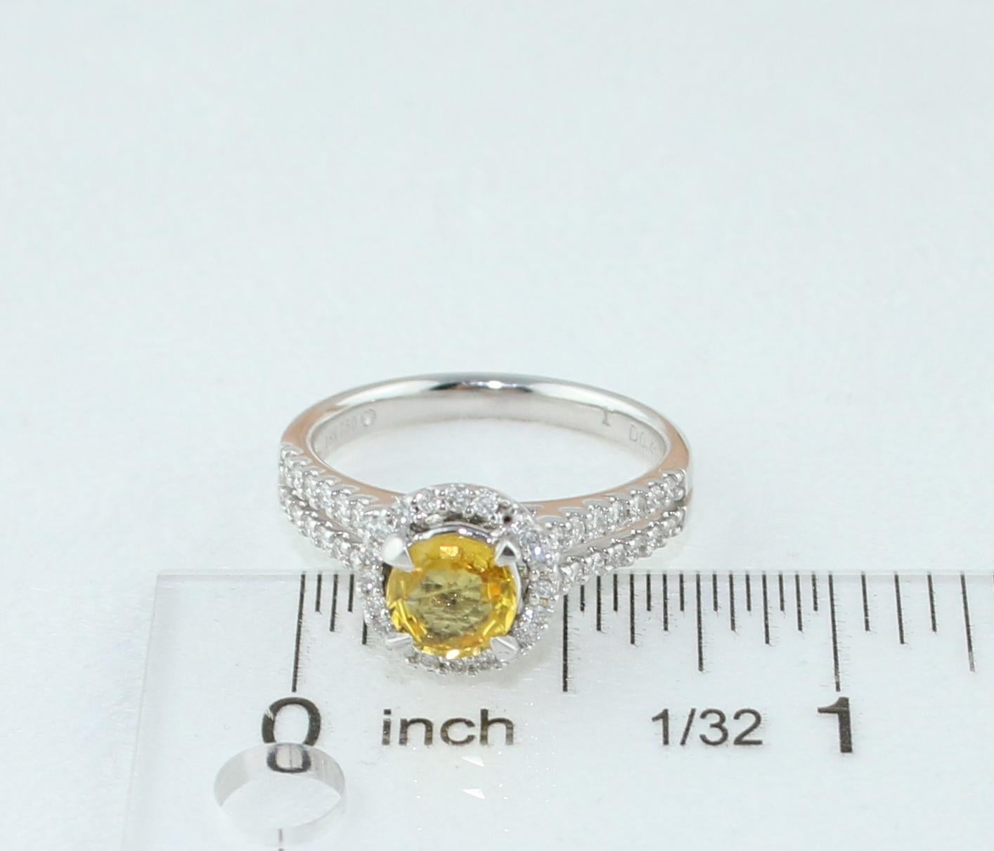 AGL Certified 0.84 Carat Round Yellow Sapphire Diamond Gold Ring For Sale 5