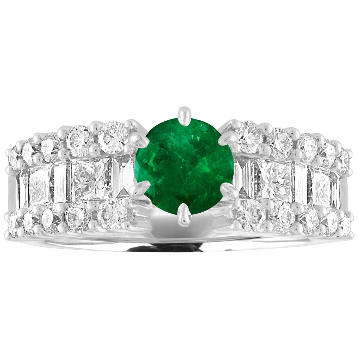 AGL Certified 0.90 Carat Round Emerald Diamond Gold Ring For Sale