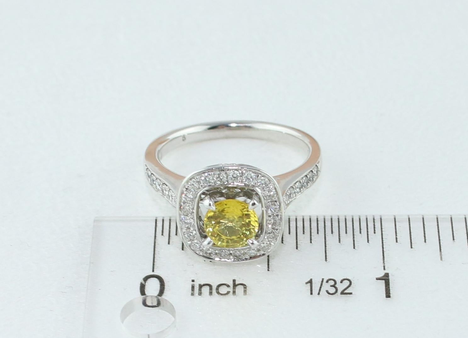 AGL Certified 0.92 Carat Round Yellow Sapphire Diamond Gold Ring For Sale 3