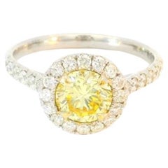 AGL-zertifizierter 0,99 Karat Fancy Hellgelber VVS1 Reinheitsring mit Diamanten