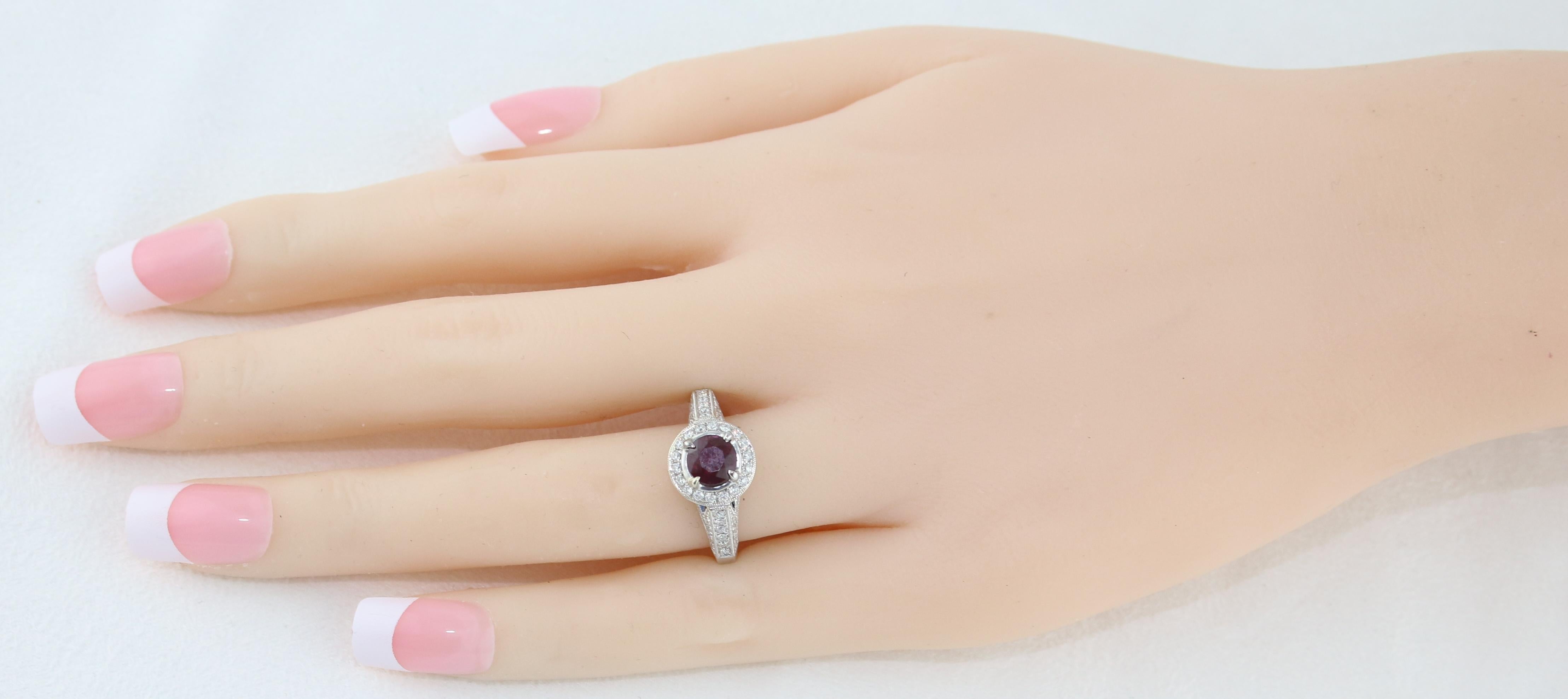 AGL Certified 0.99 Carat Round Ruby Diamond Gold Milgrain Ring For Sale 3