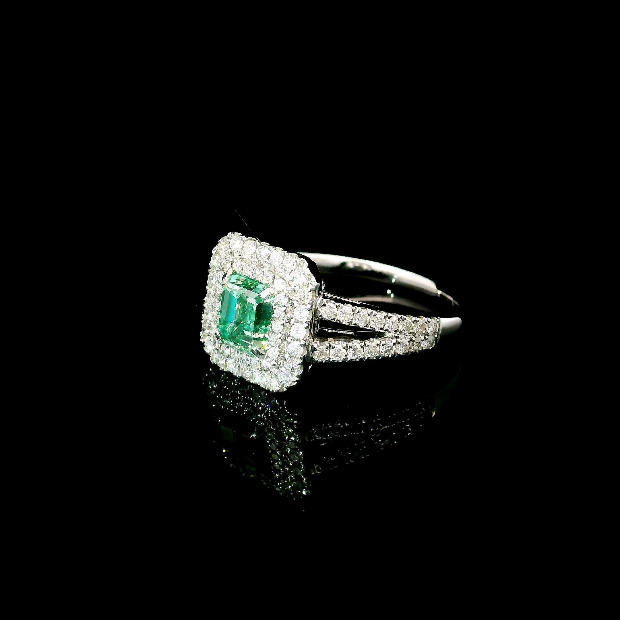 Anello con diamante certificato AGL da 1.00 carati, di colore verde e di chiarezza VS In condizioni Nuovo in vendita a บางรัก, TH