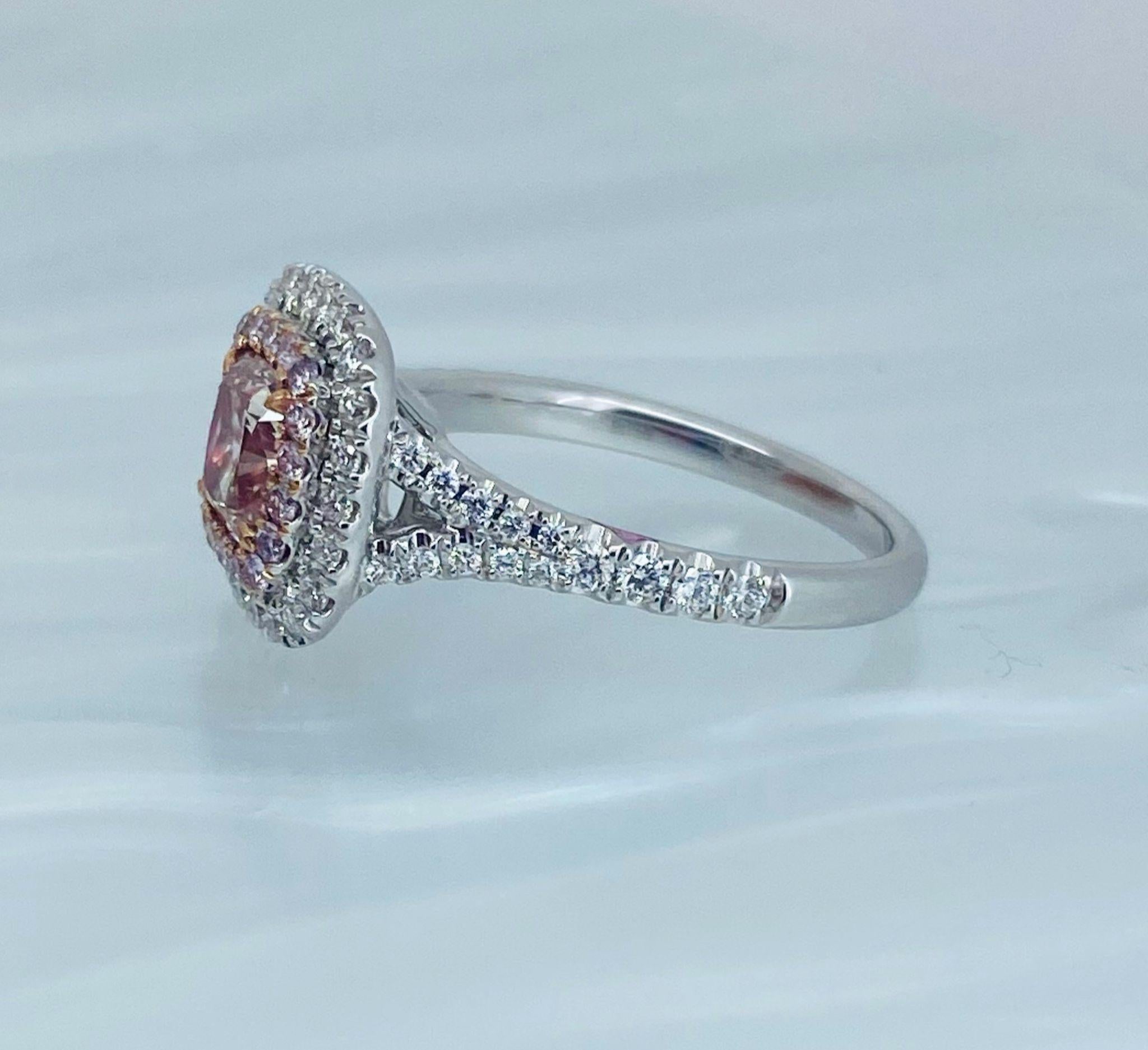 Women's or Men's AGL Certified 1.00 Carat Fancy Pink Diamond Ring VS Clarity For Sale