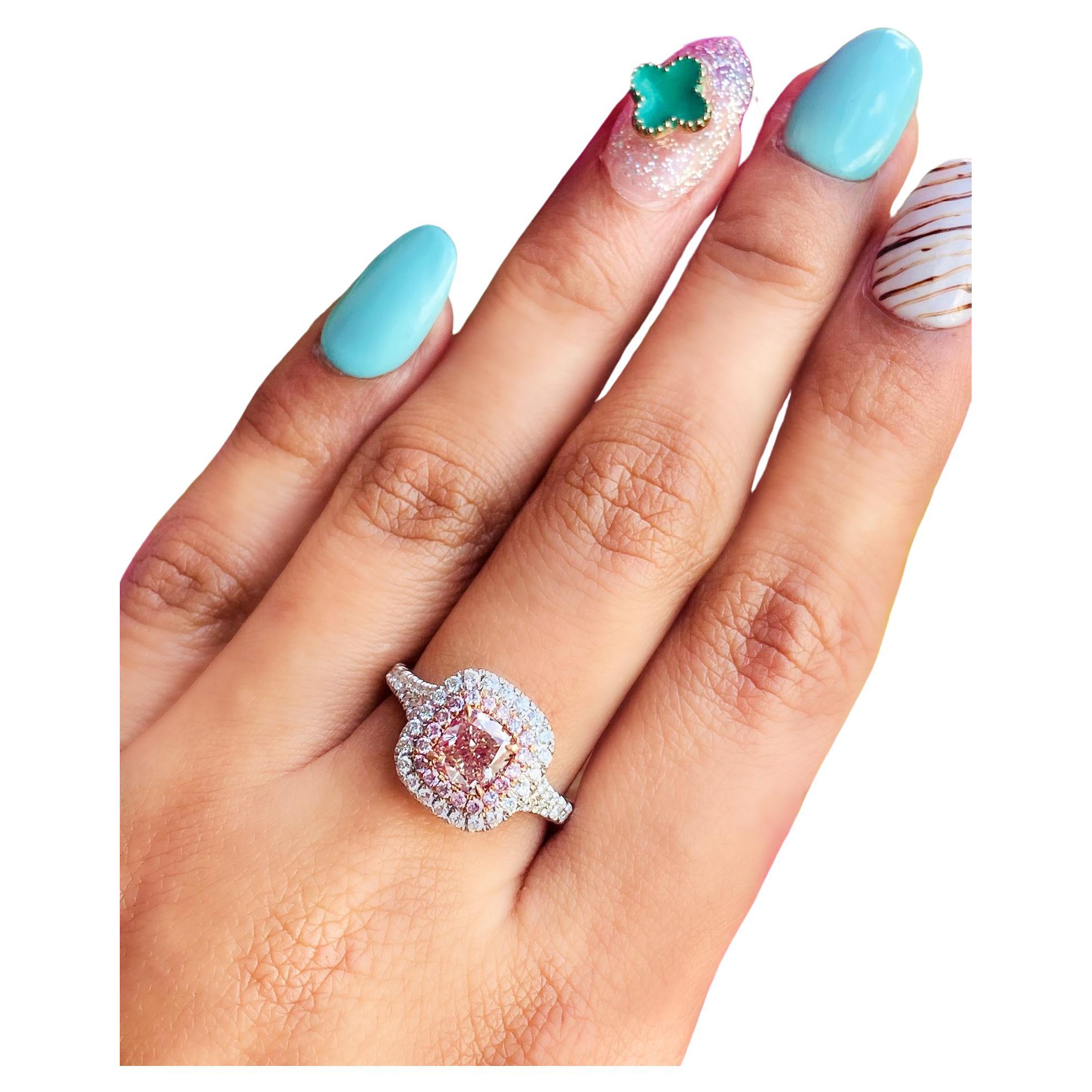 Bague en diamant certifié AGL 1.00 carat Fancy Pink Diamond VS Clarity
