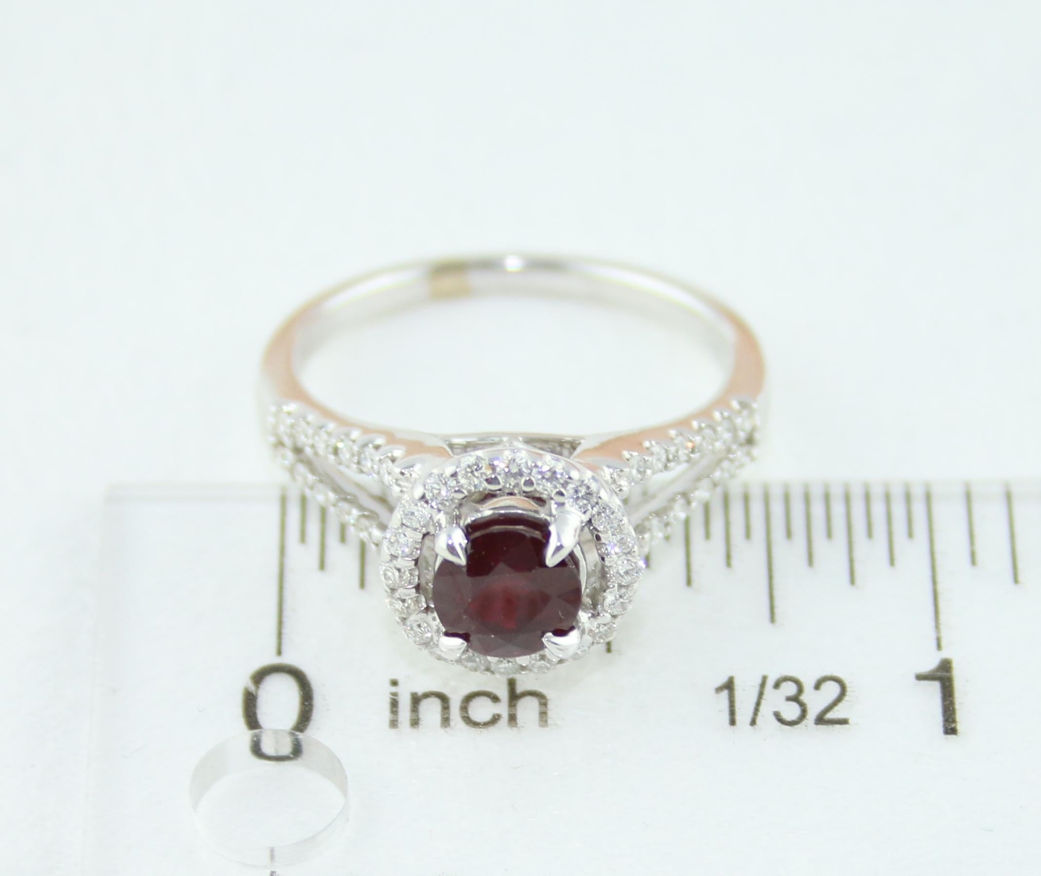 Bague en or certifiée AGL de 1.00 carat de rubis rond et de diamant en vente 3