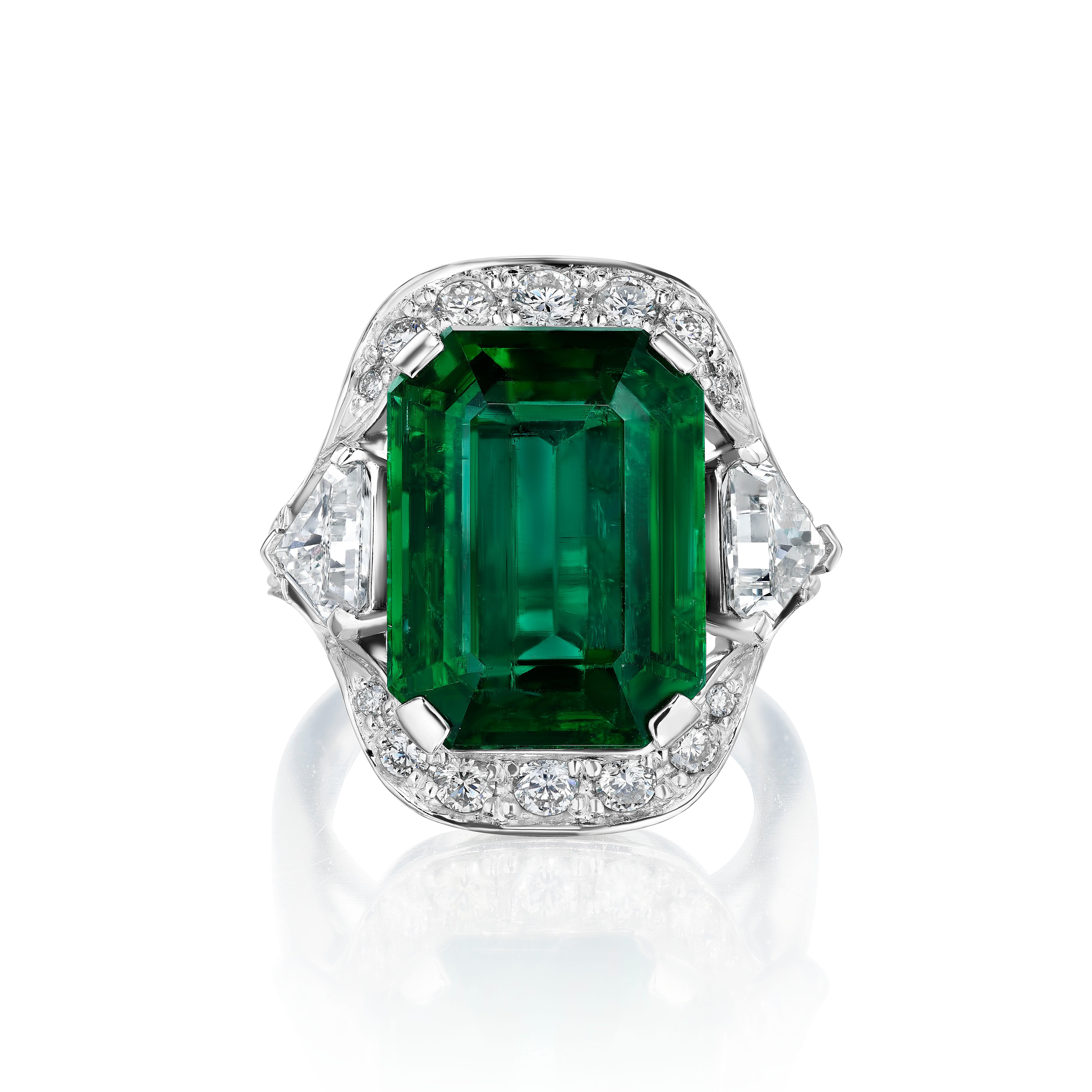 Emerald Cut Auction - AGL Certified 10.08 Carat Emerald and 2.30 Carat Diamond Ring For Sale