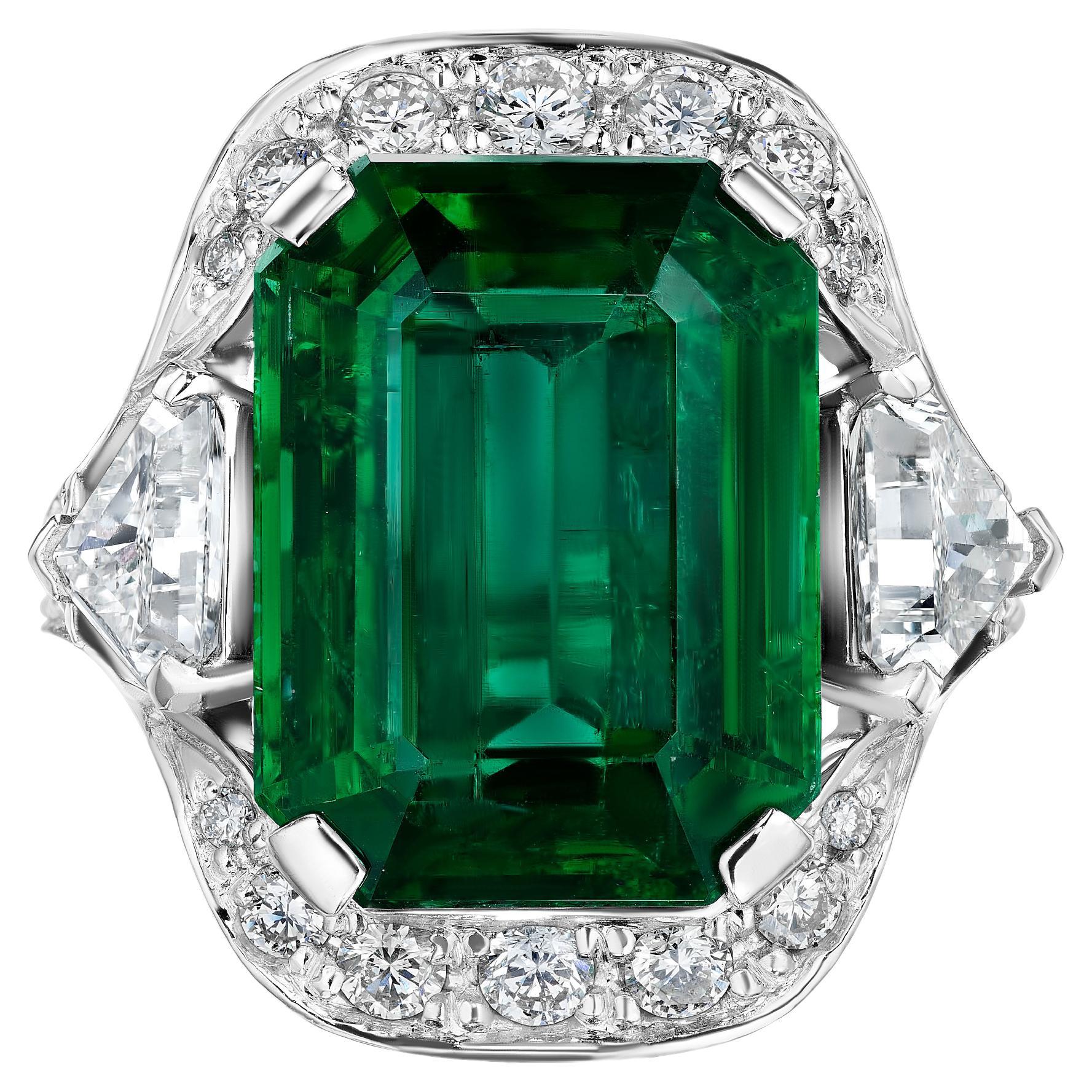 Auction - AGL Certified 10.08 Carat Emerald and 2.30 Carat Diamond Ring For Sale