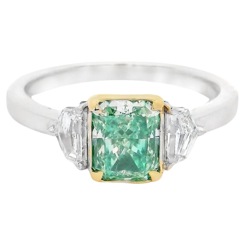 AGL Certified 1.01 Carat Fancy Green VS Clarity Diamond Ring