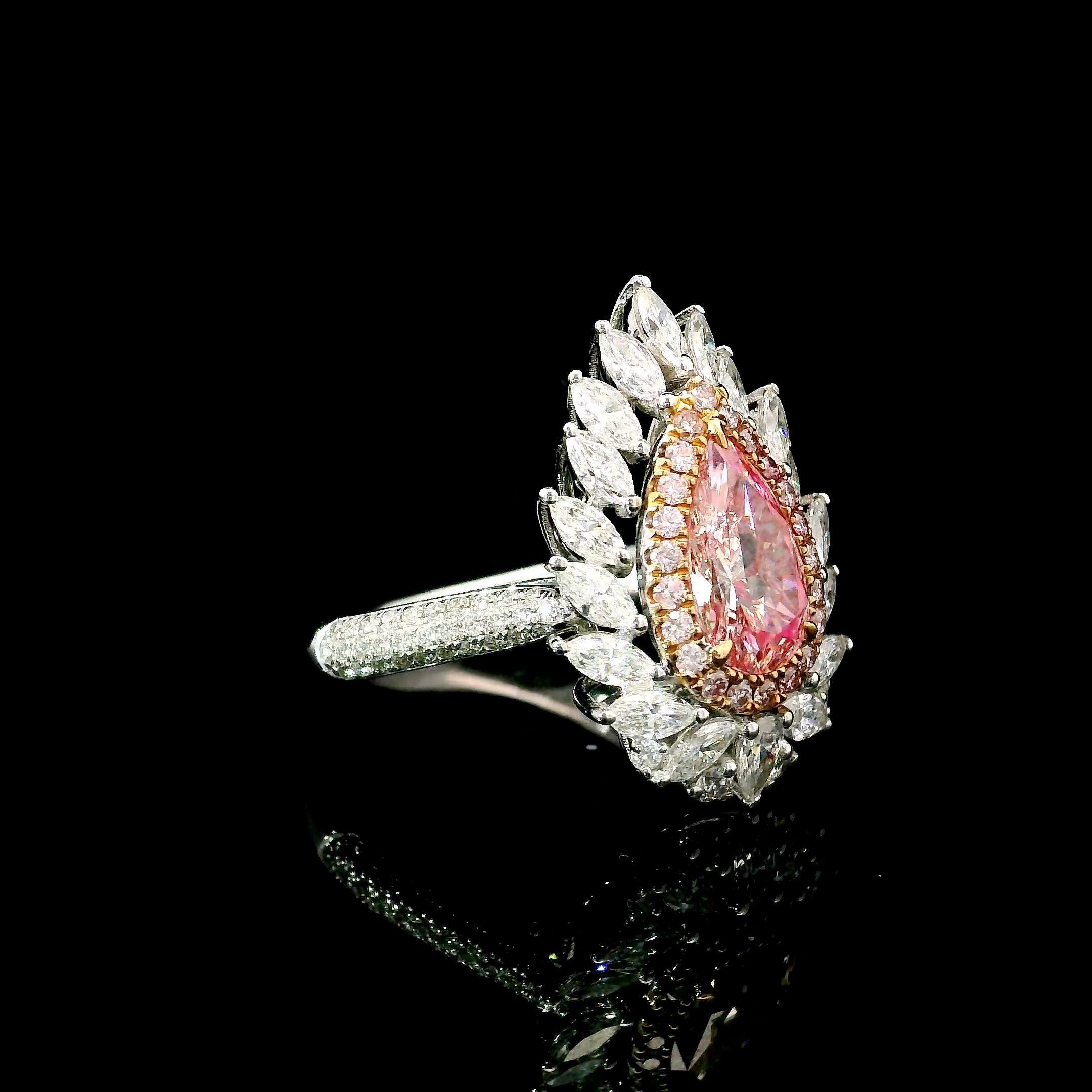 AGL-zertifizierter 1.01 Karat Fancy Pink SI Reinheit Diamantring mit Reinheit (Tropfenschliff) im Angebot