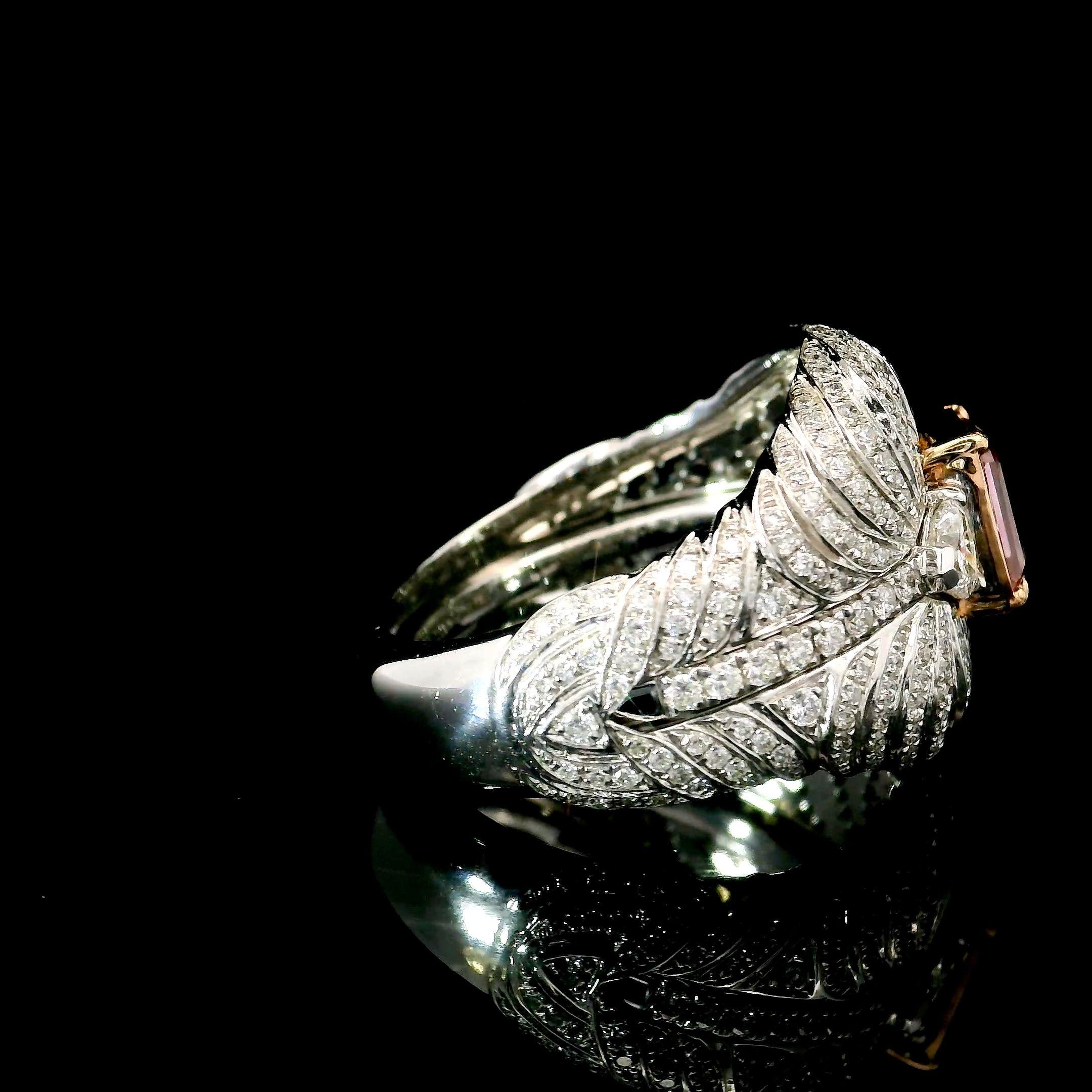Diamant rose fantaisie de 1,01 carat de pureté SI1 certifié AGL en vente 3