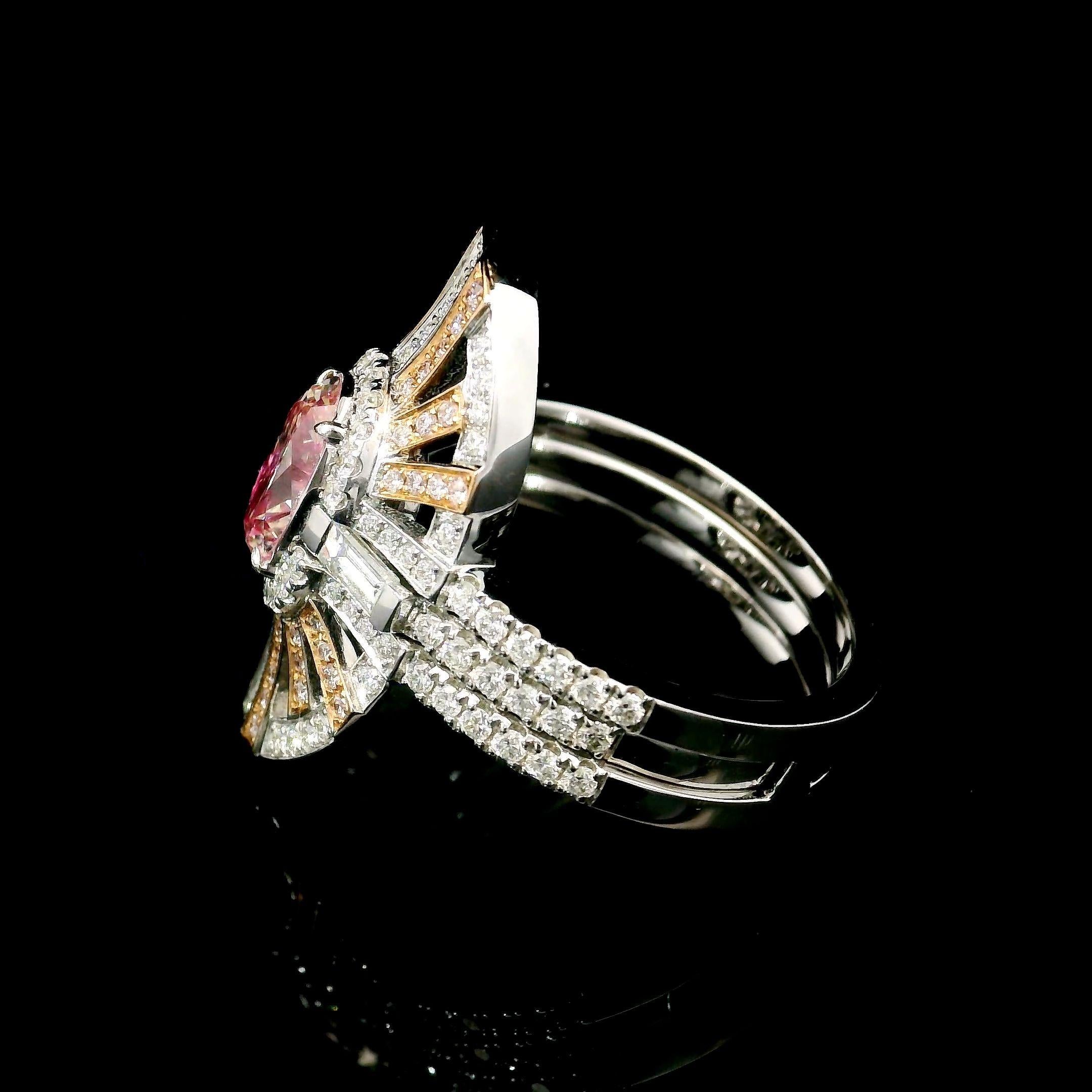 AGL Certified 1.01 Carat Fancy Pink VS Clarity Diamond For Sale 1