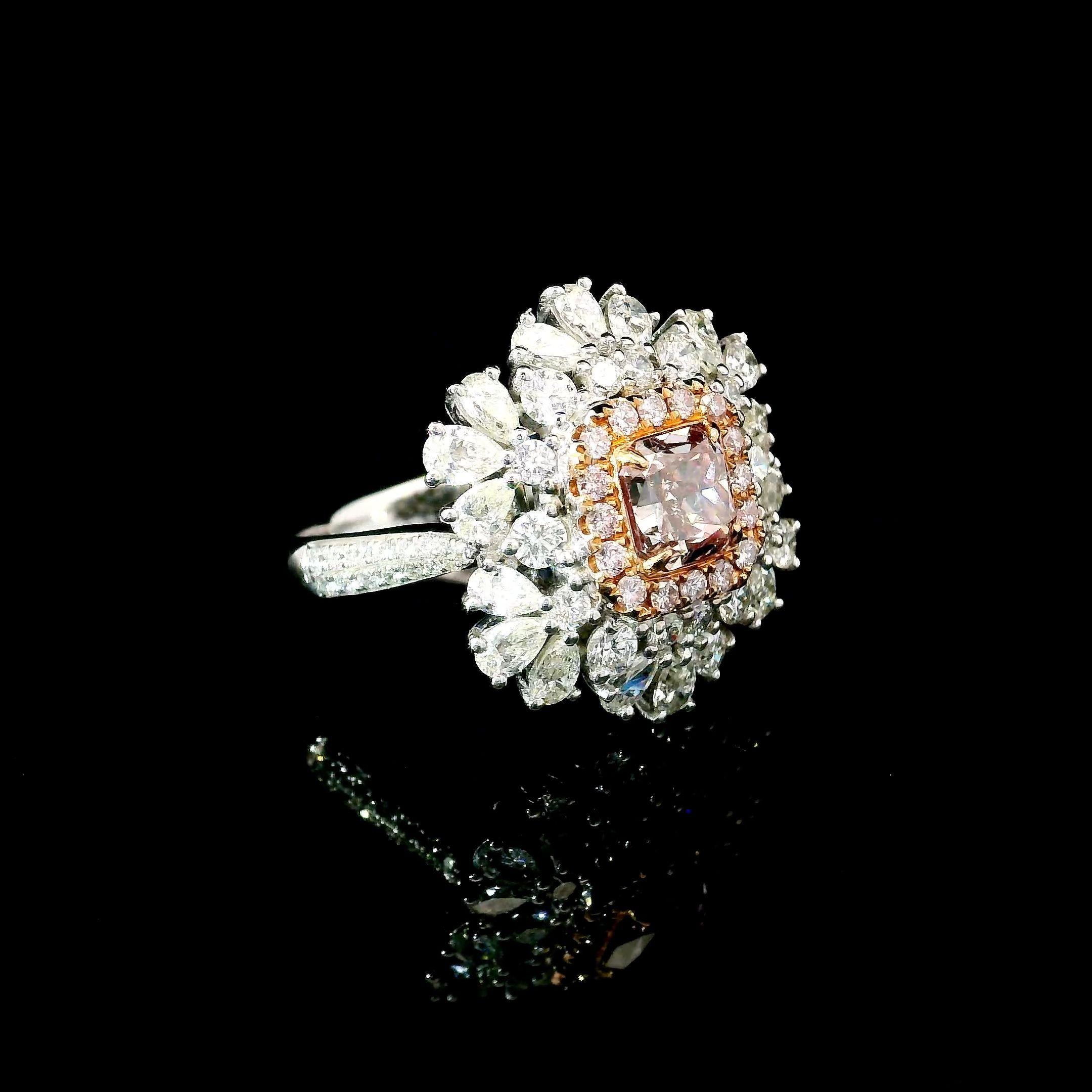 Taille radiant Bague avec diamant rose fantaisie de 1.01 carat de pureté VS certifié AGL en vente