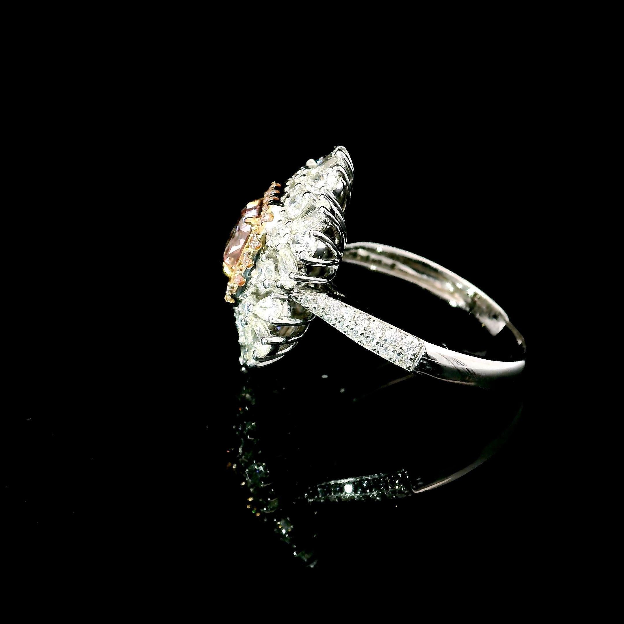 Bague avec diamant rose fantaisie de 1.01 carat de pureté VS certifié AGL en vente 1