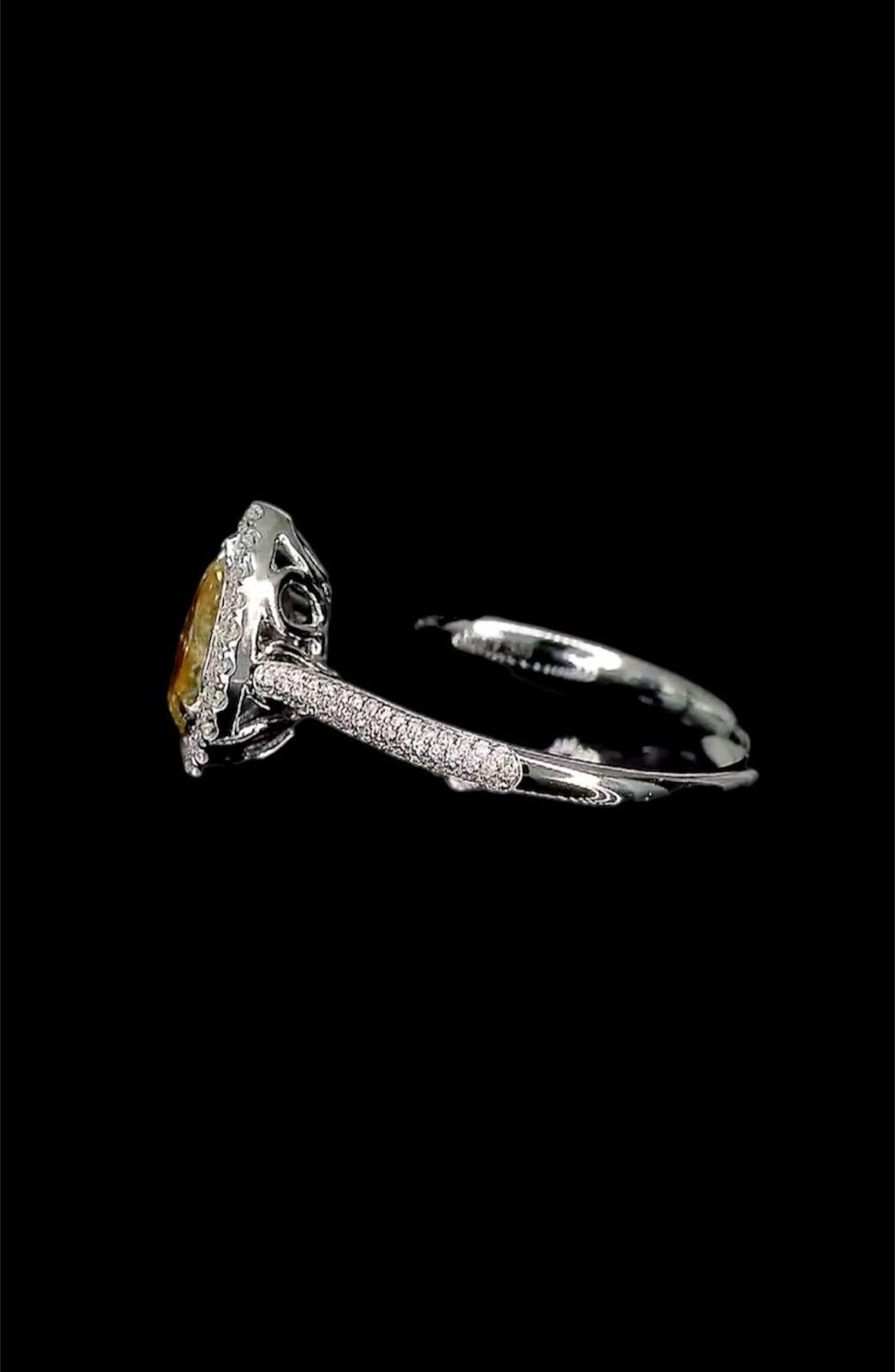 AGL Certified 1.01 Carat Fancy Yellow Diamond Ring VS Clarity For Sale 3
