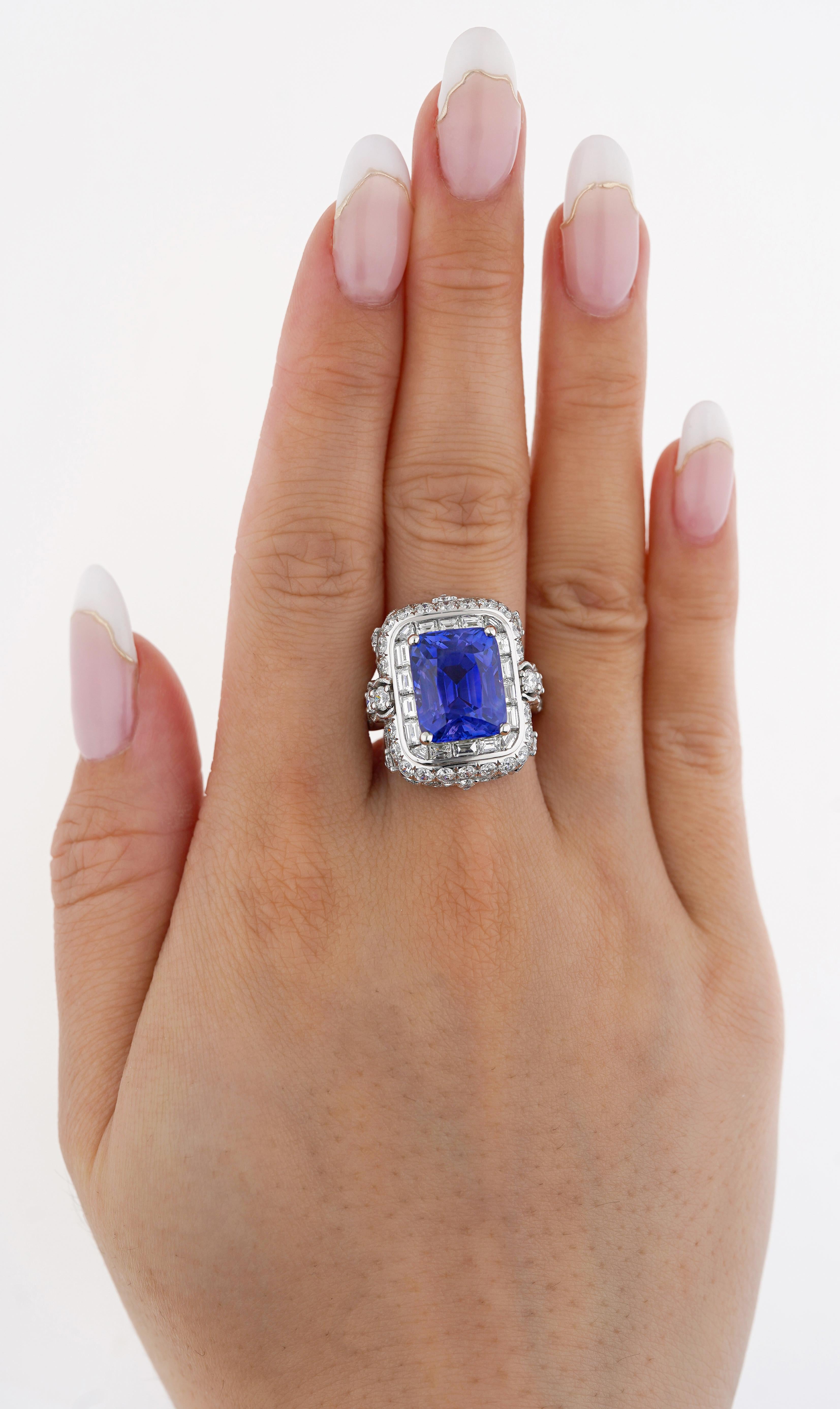 AGL Certified 10.10 Carat No Heat Ceylon Cornflower Blue Sapphire & Diamond Ring For Sale 2