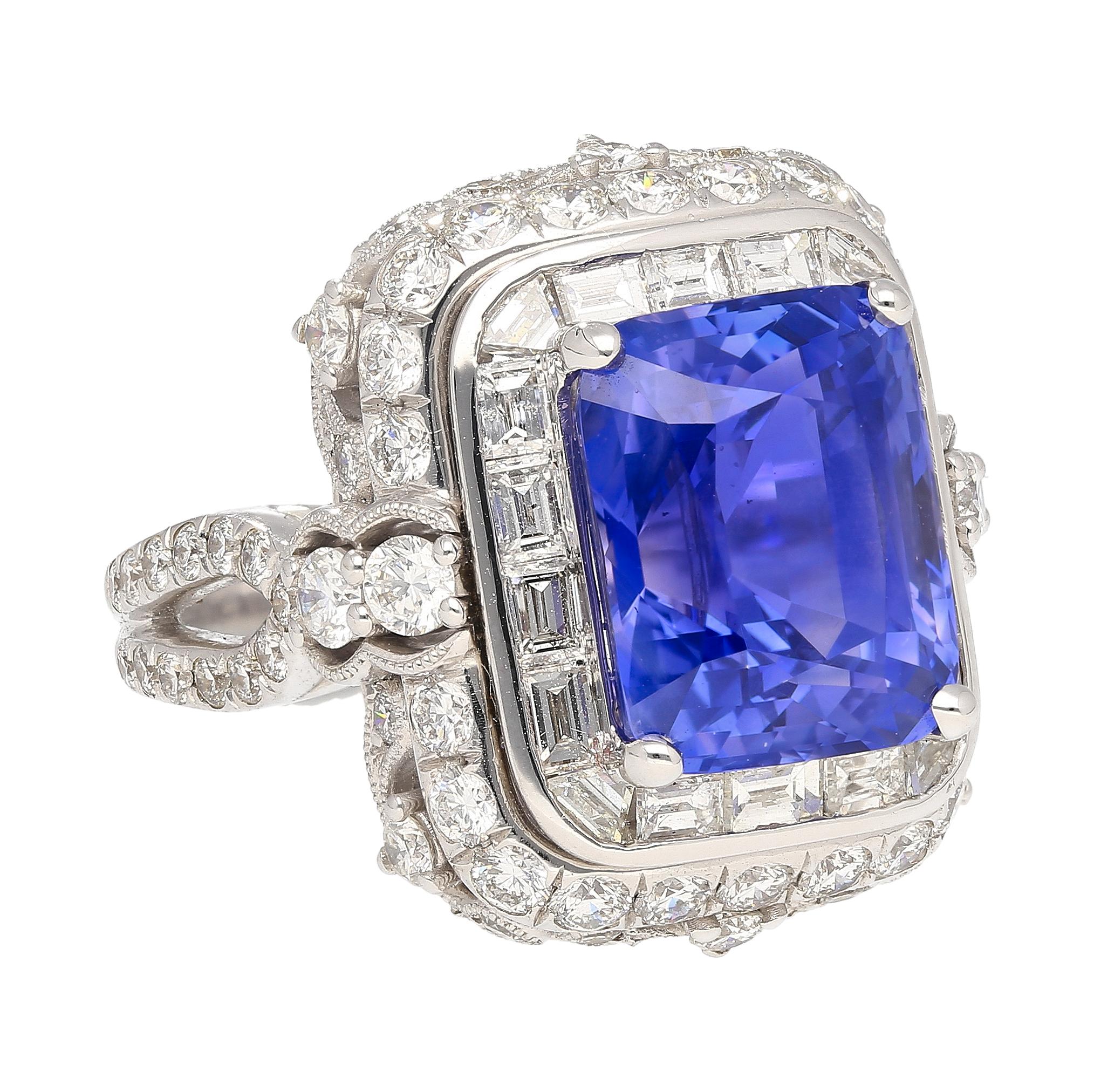 Bague en saphir bleu et diamant de 10,10 carats certifiée AGL. La couleur bleu 